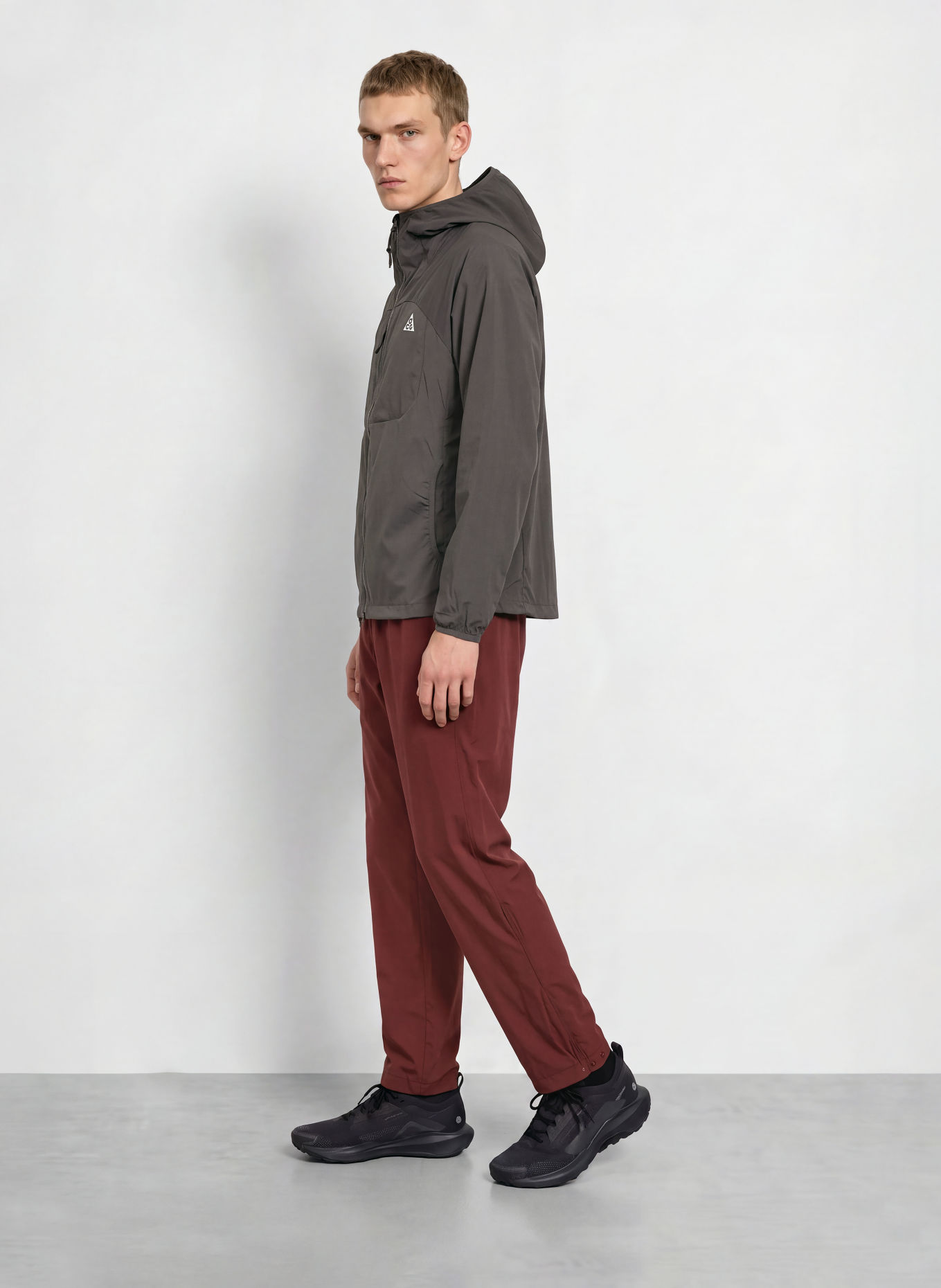 Nike Funktionsjacke ACG FIVE TOWERS: DUNKELGRAU