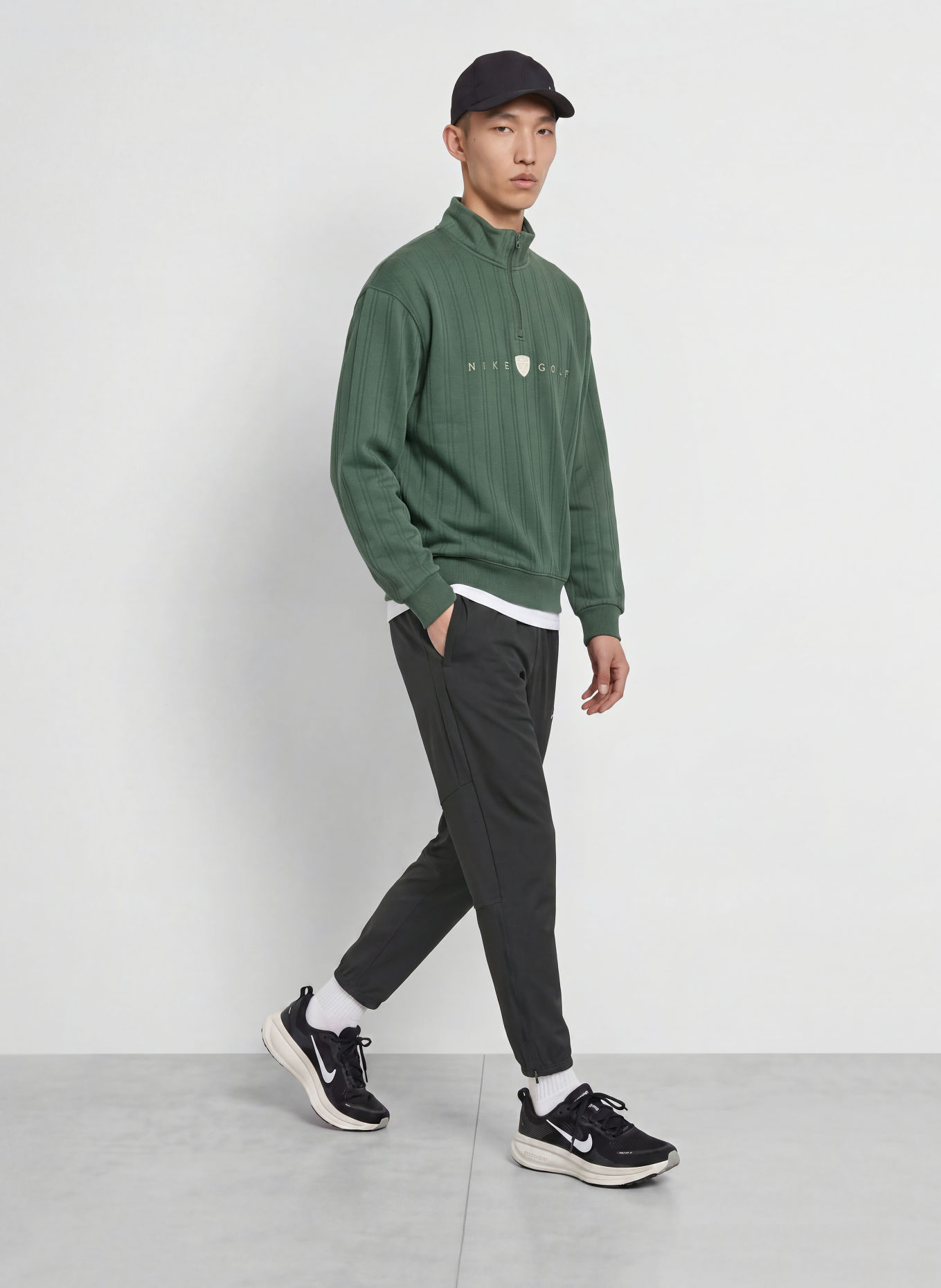 Nike Pull sweat col zippé FAIRWAY FRESH: VERT