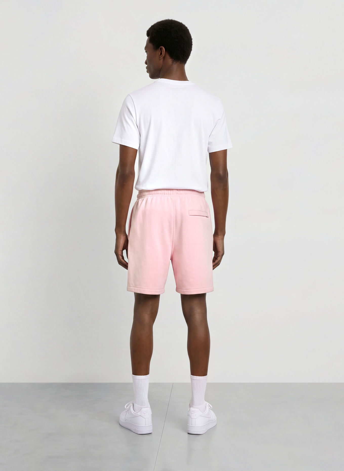 Nike Sweatshorts CLUB: ROSA