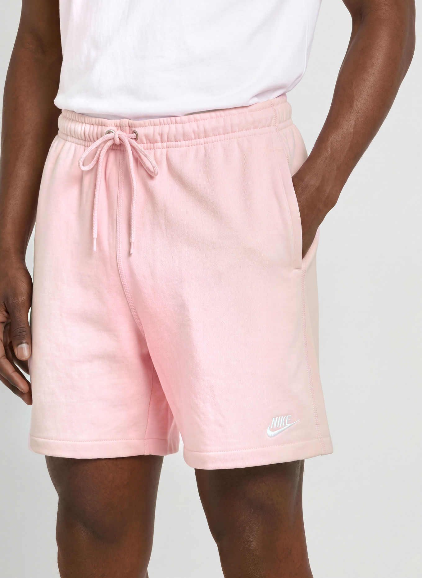 Nike Sweatshorts CLUB: ROSA