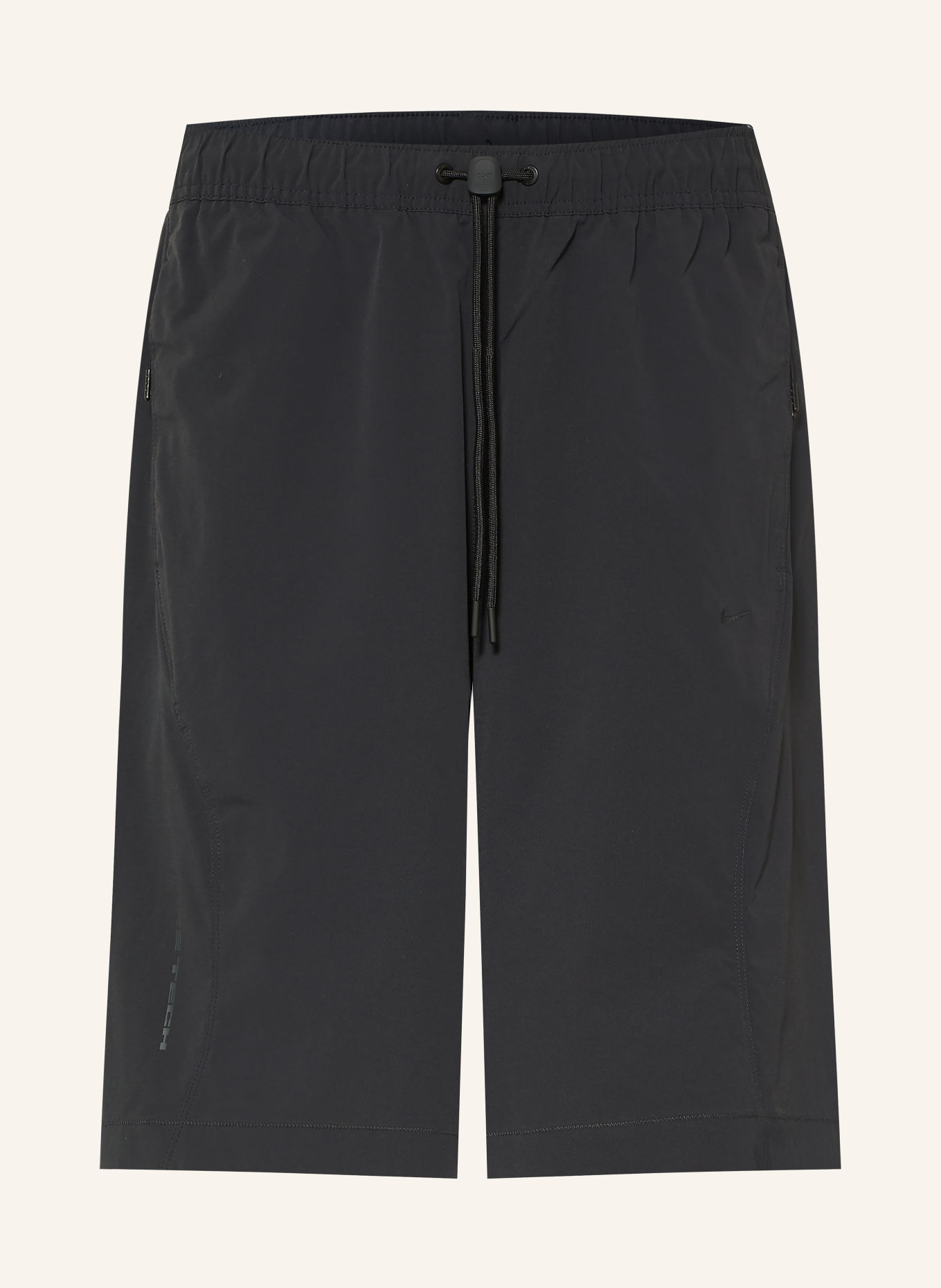 Nike Shorts TECH HELIOS: SCHWARZ