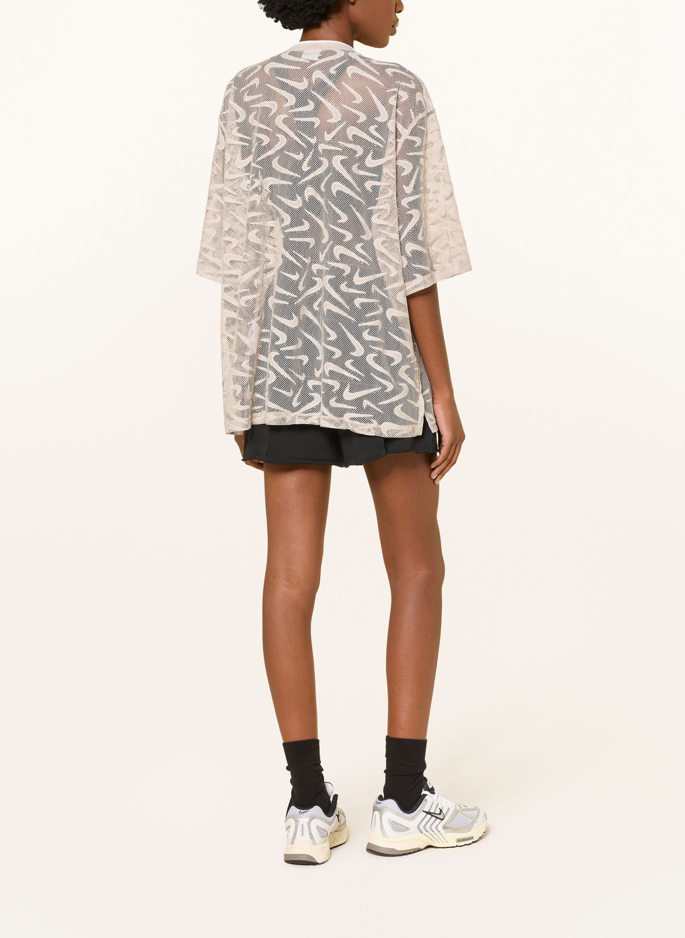 Nike Oversized-Shirt SPORTSWEAR CHILL LACE aus Mesh: CREME