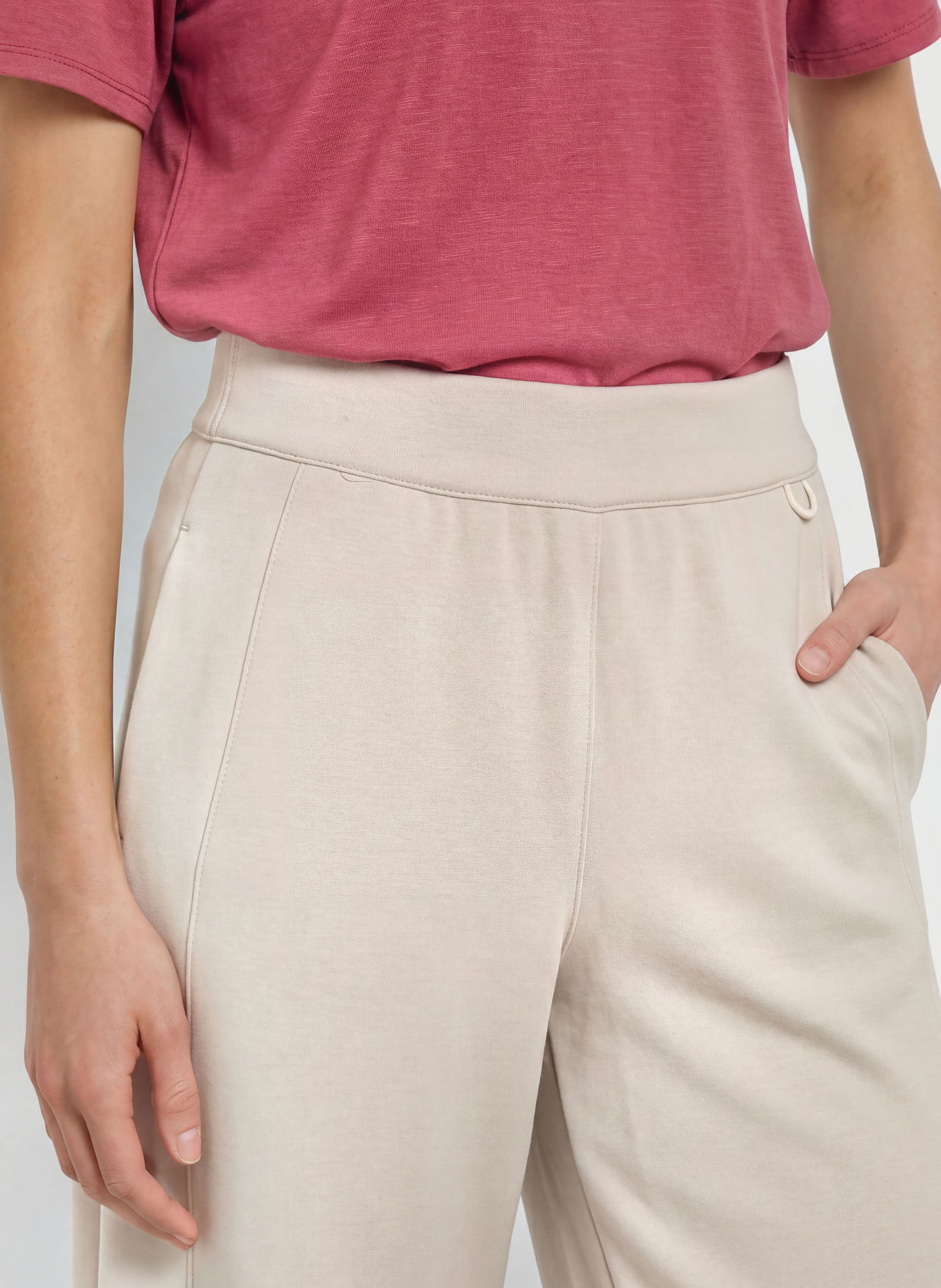 Nike Spodnie dresowe 24.7 IMPOSSIBLYSOFT: BEŻOWY