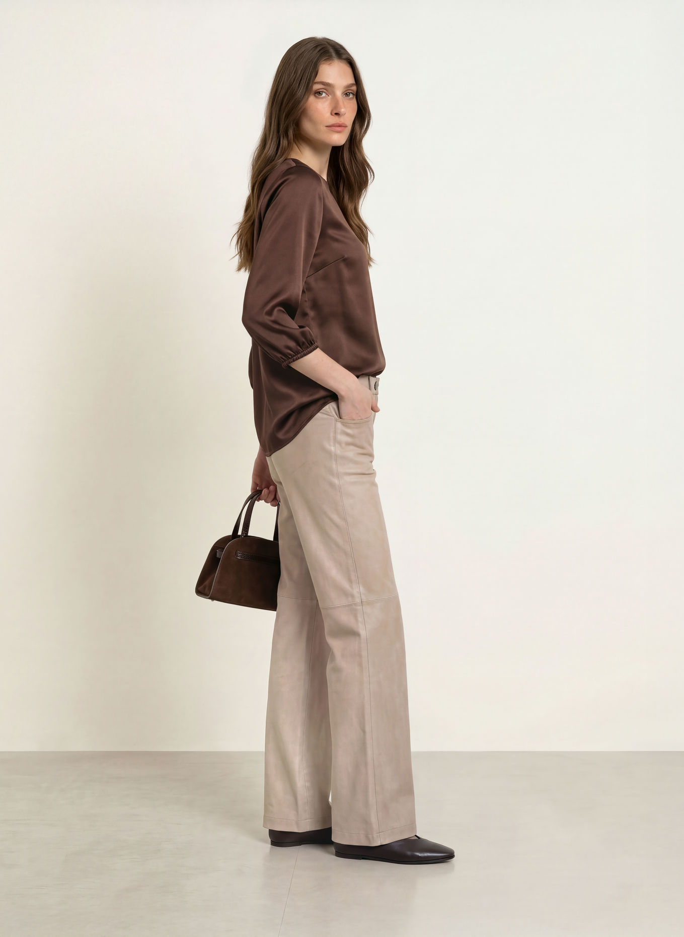 MARC CAIN Blusenshirt aus Seide mit 3/4-Arm: 697 seal brown