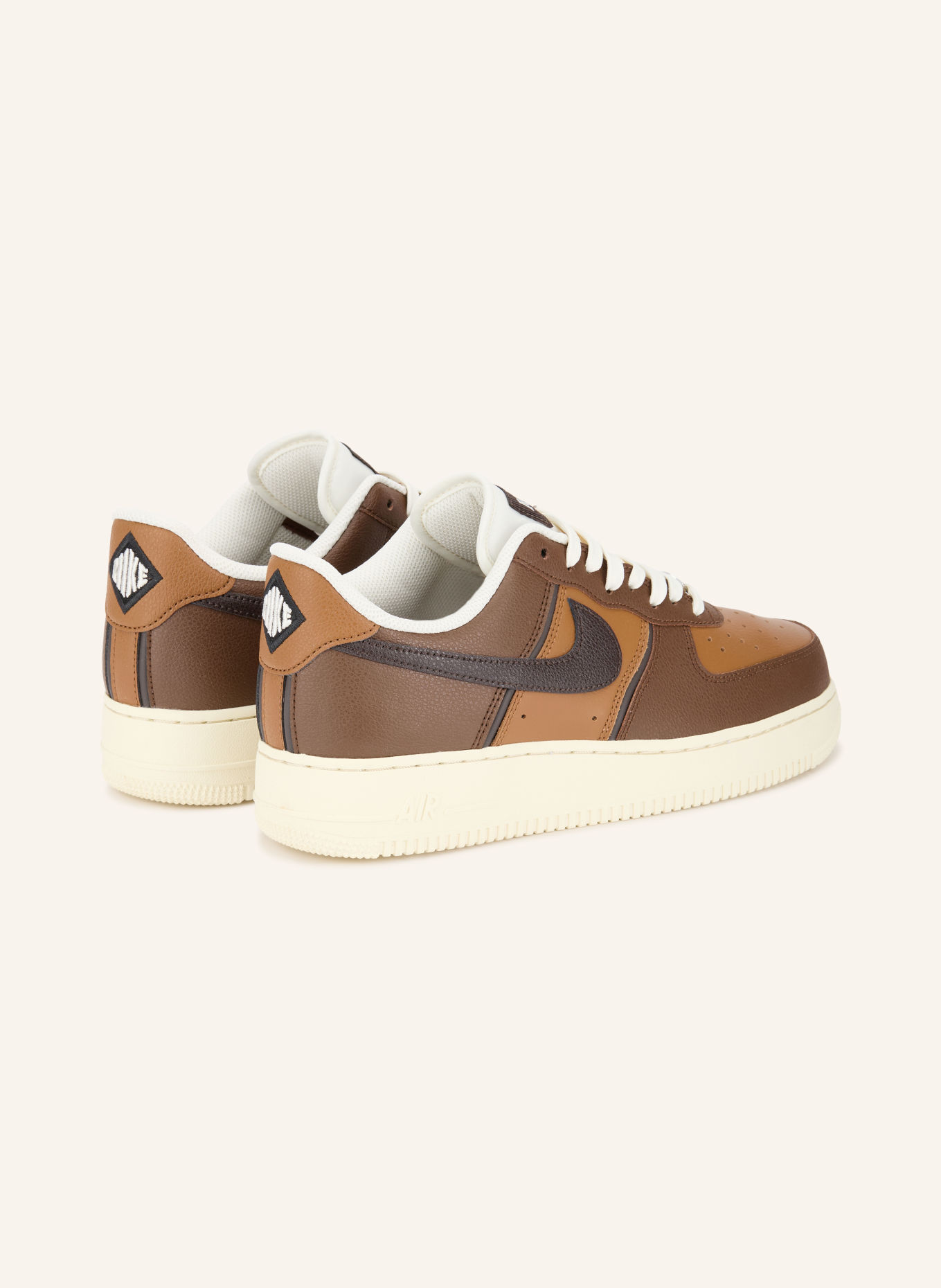 Nike Sneakers AIR FORCE 1 '07 LV8 SPORT: MÖRKBRUN / KONJAK
