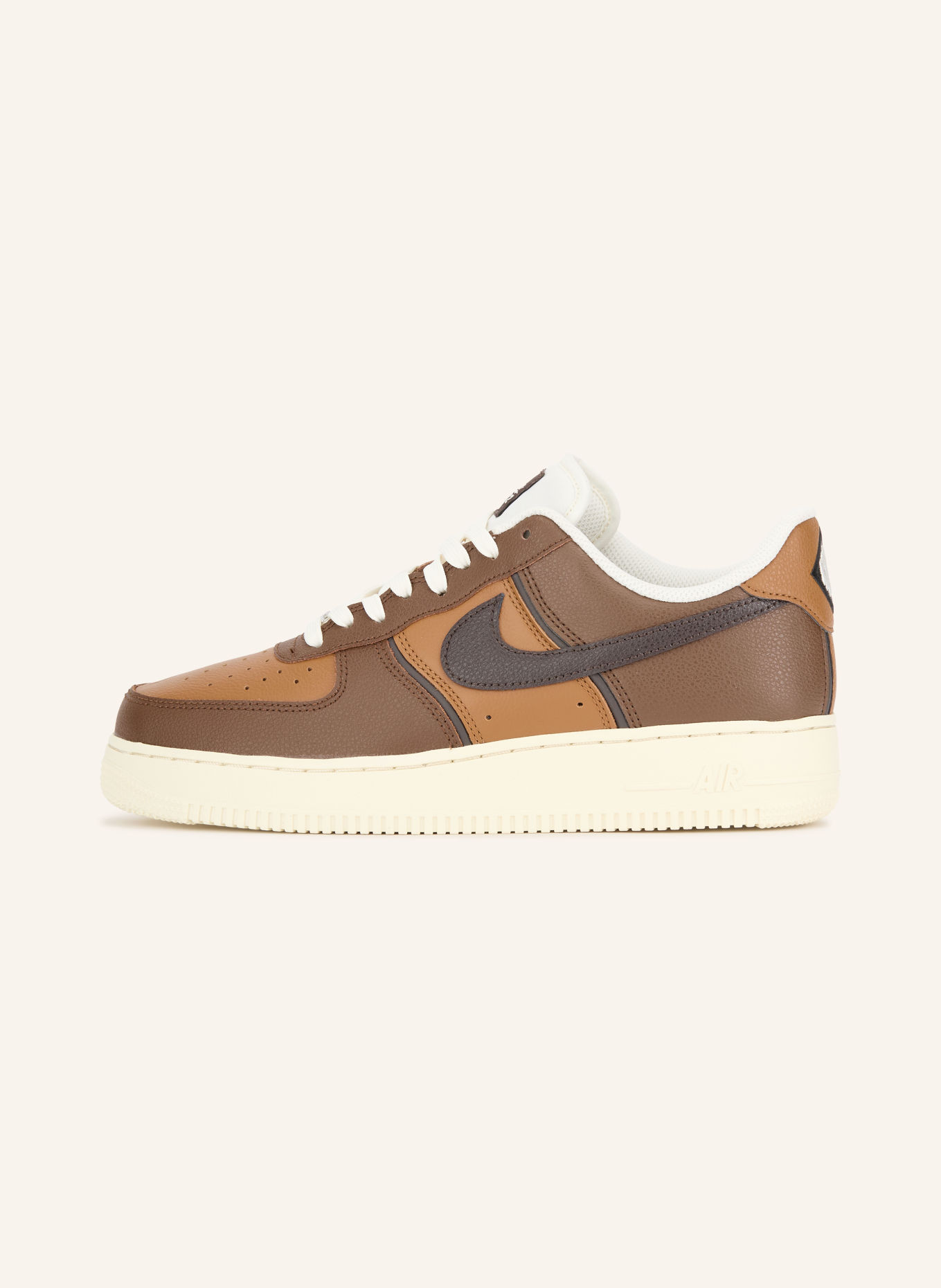 Nike Sneakers AIR FORCE 1 '07 LV8 SPORT: MÖRKBRUN / KONJAK