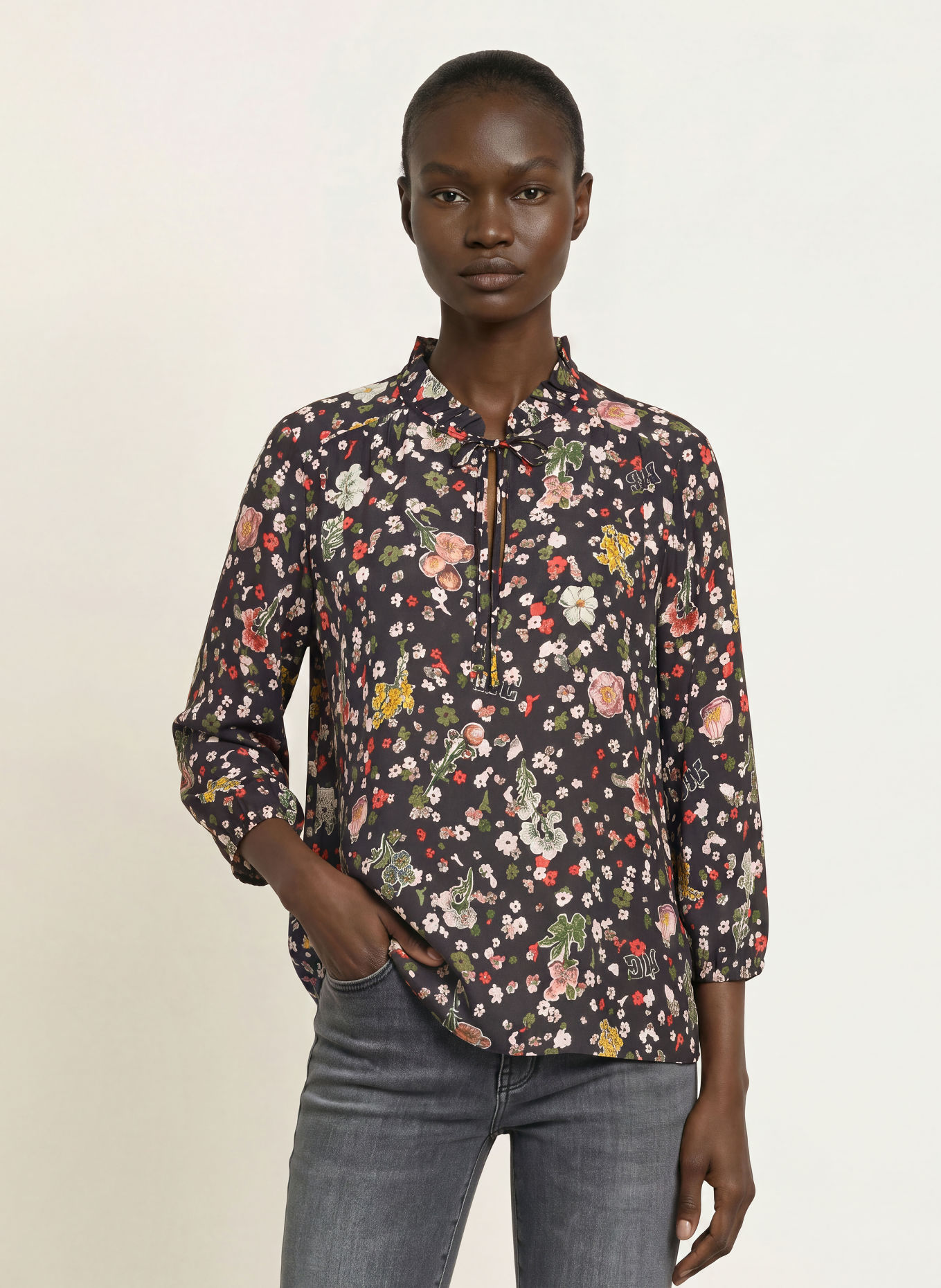MARC CAIN Blusenshirt mit 3/4-Arm und Rüschen: 394 navy