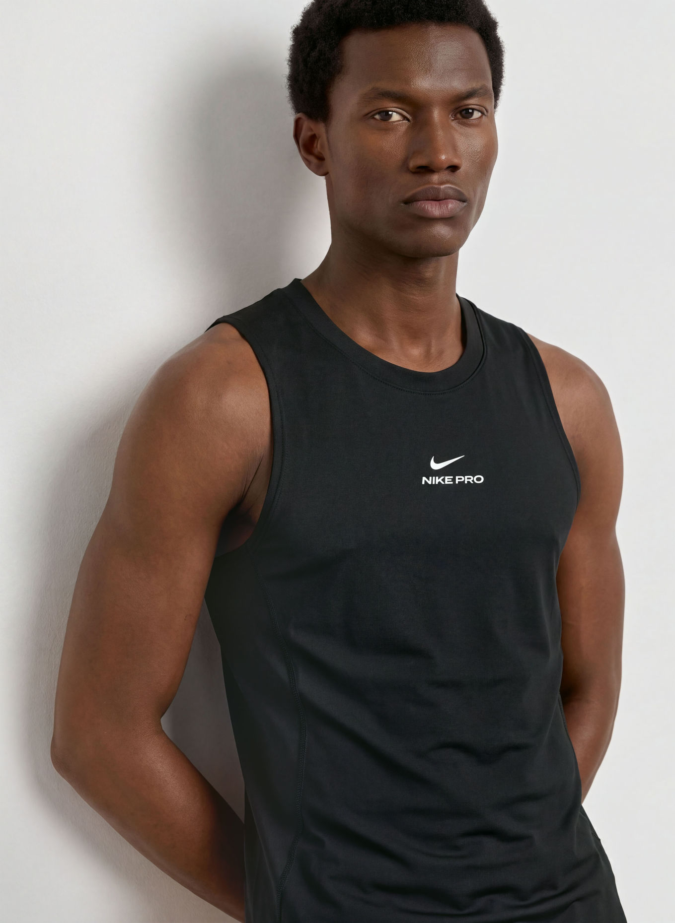 Nike Sporttop PRO: ZWART / WIT