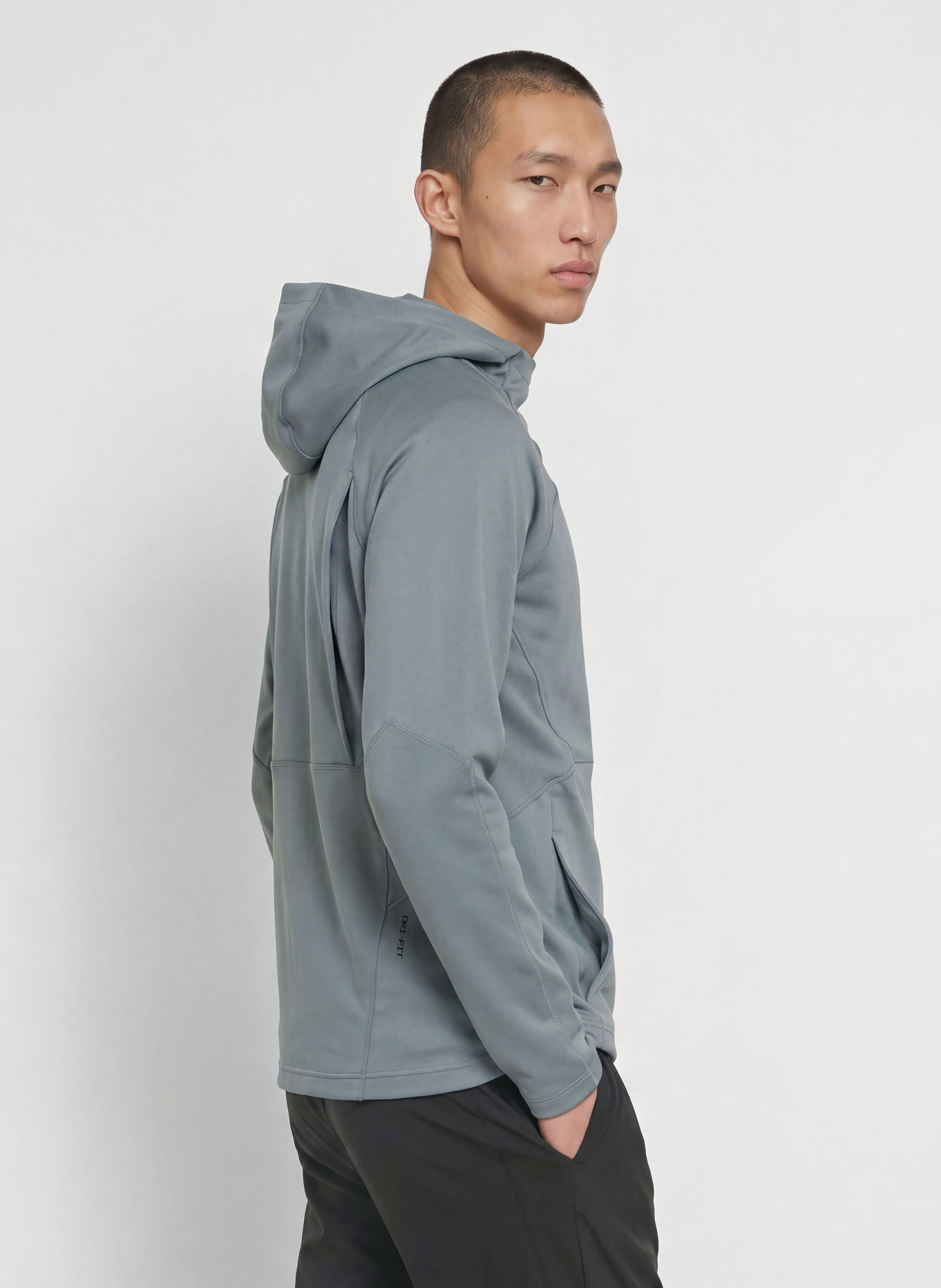 Nike Sweat à capuche DRI-FIT: GRIS