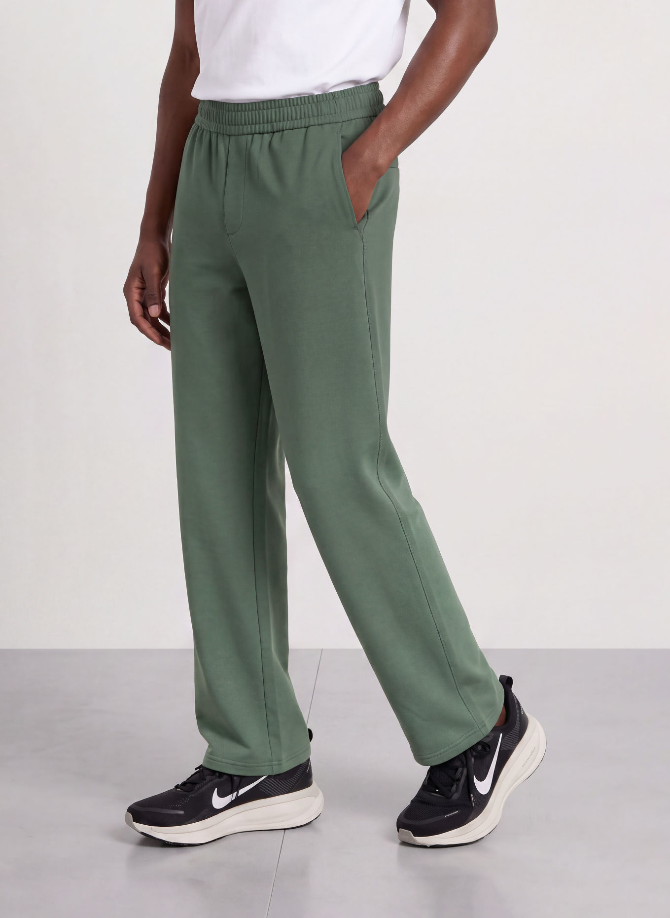 Nike Sweatpant 24.7 IMPOSSIBLYSOFT: GROEN