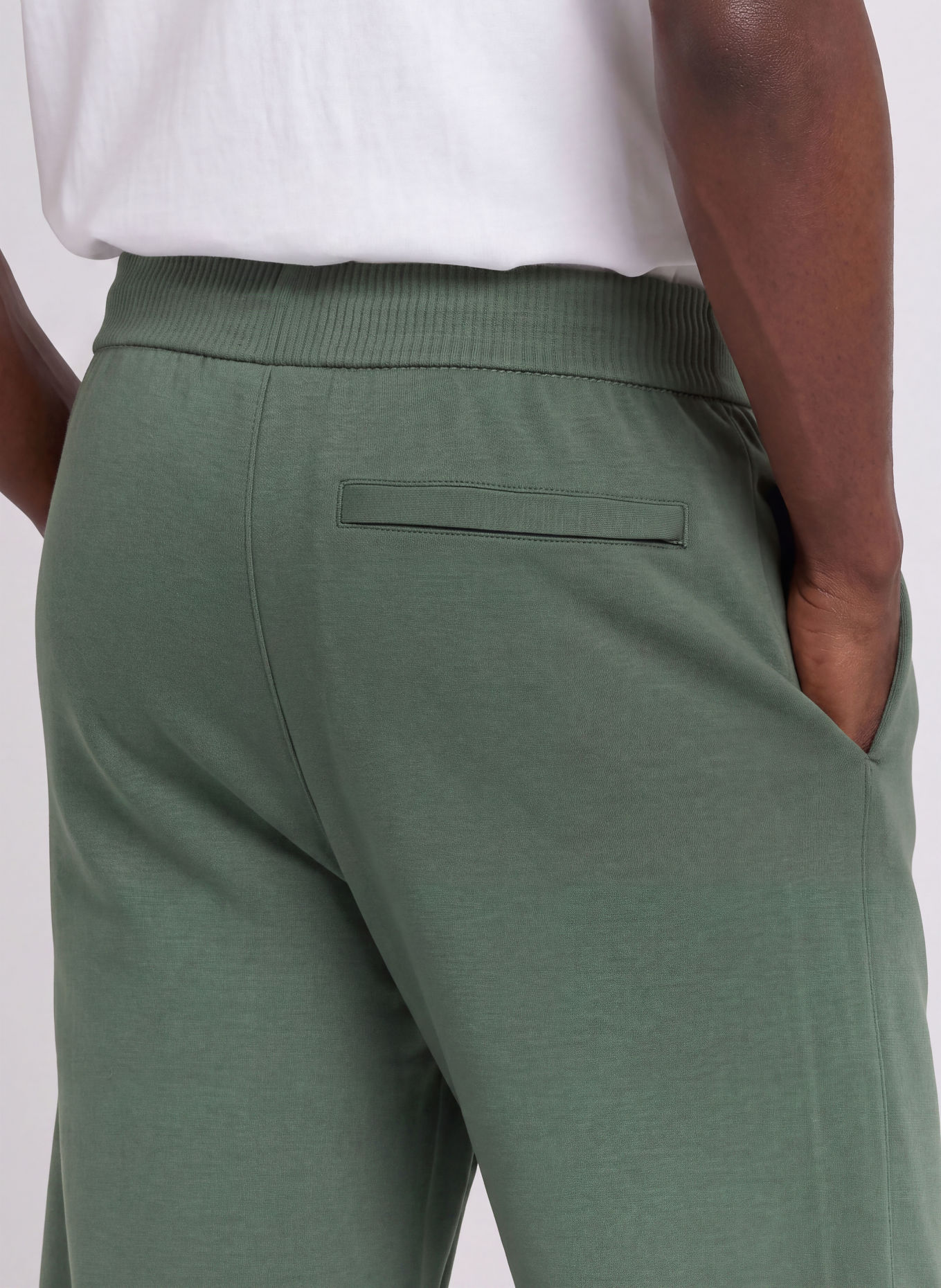 Nike Sweatpant 24.7 IMPOSSIBLYSOFT: GROEN