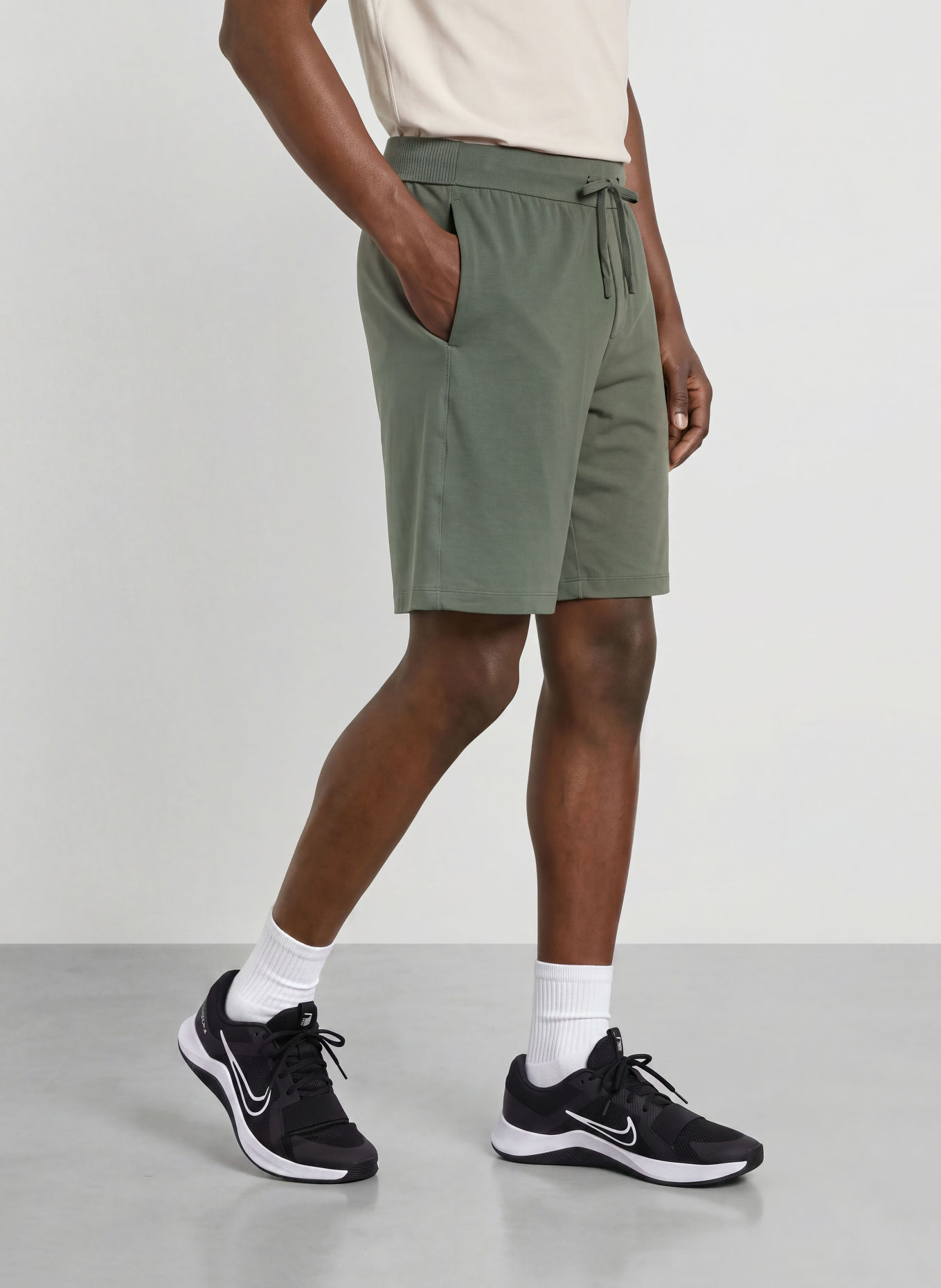 Nike Short d'entraînement 24.7: VERT
