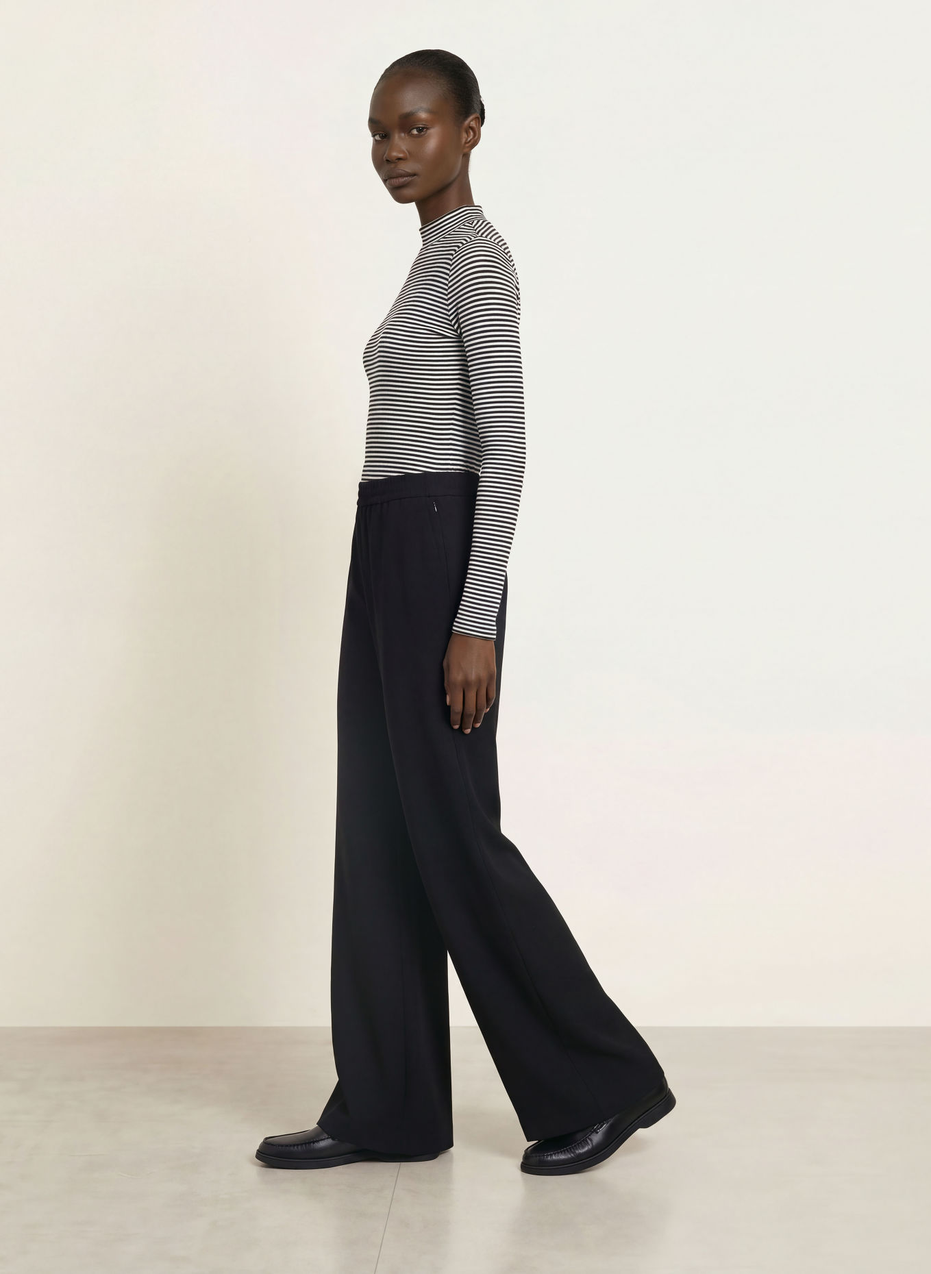 BOSS EMARIKA Long-sleeve shirt: DARK BLUE / WHITE