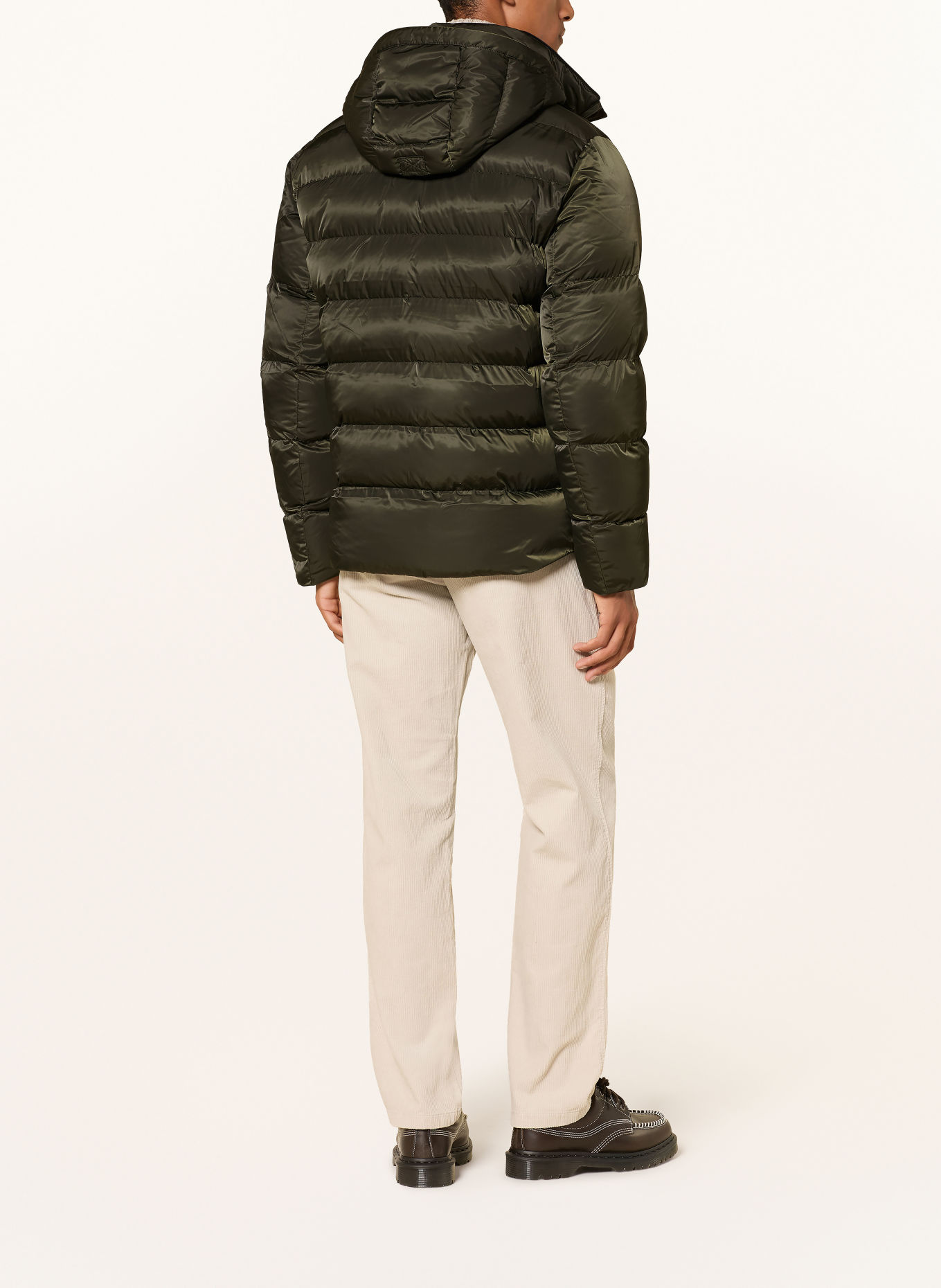 WELLENSTEYN Steppjacke BLACKBIRD mit abnehmbare Kapuze: OLIV