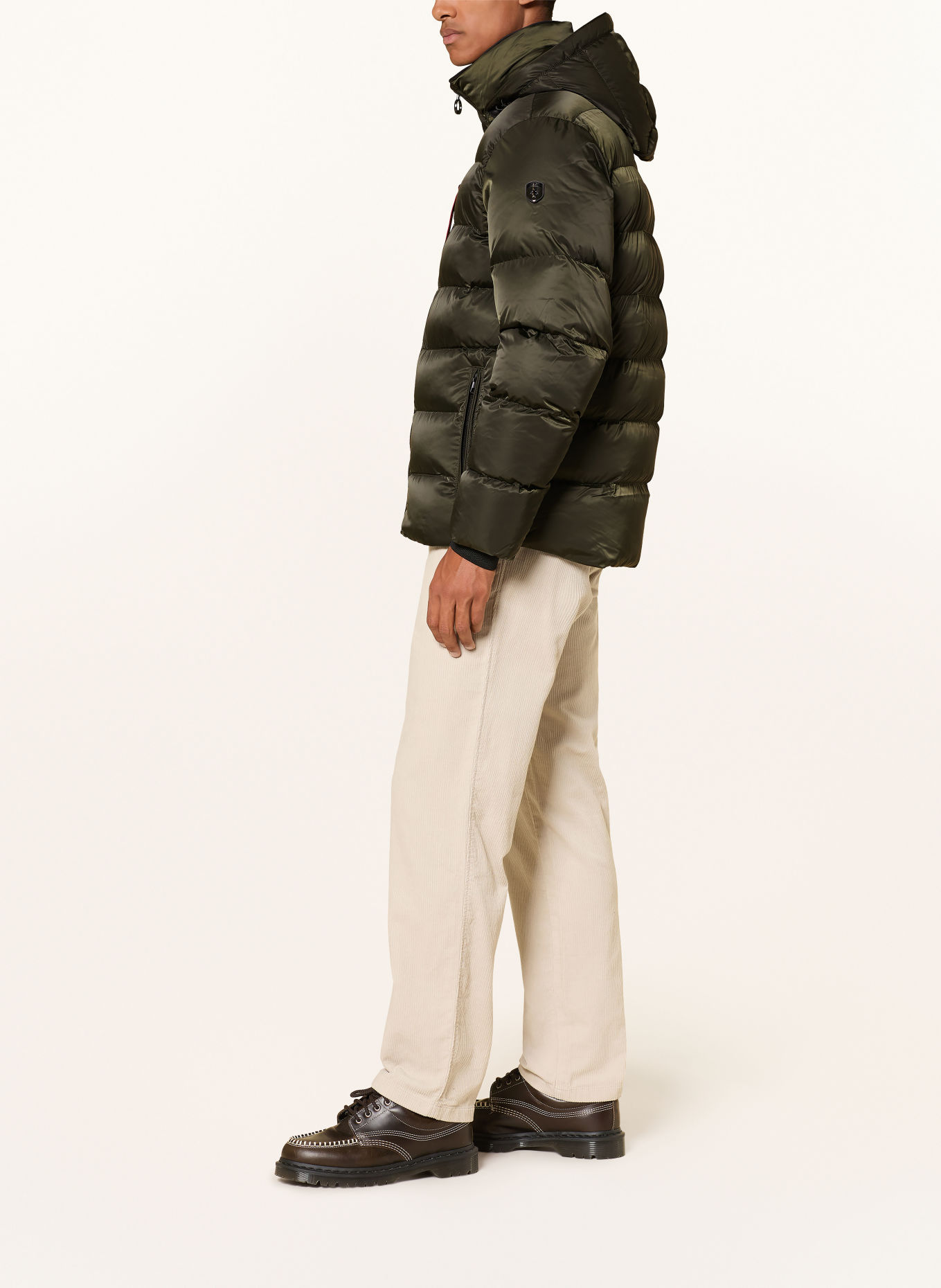 WELLENSTEYN Steppjacke BLACKBIRD mit abnehmbare Kapuze: OLIV
