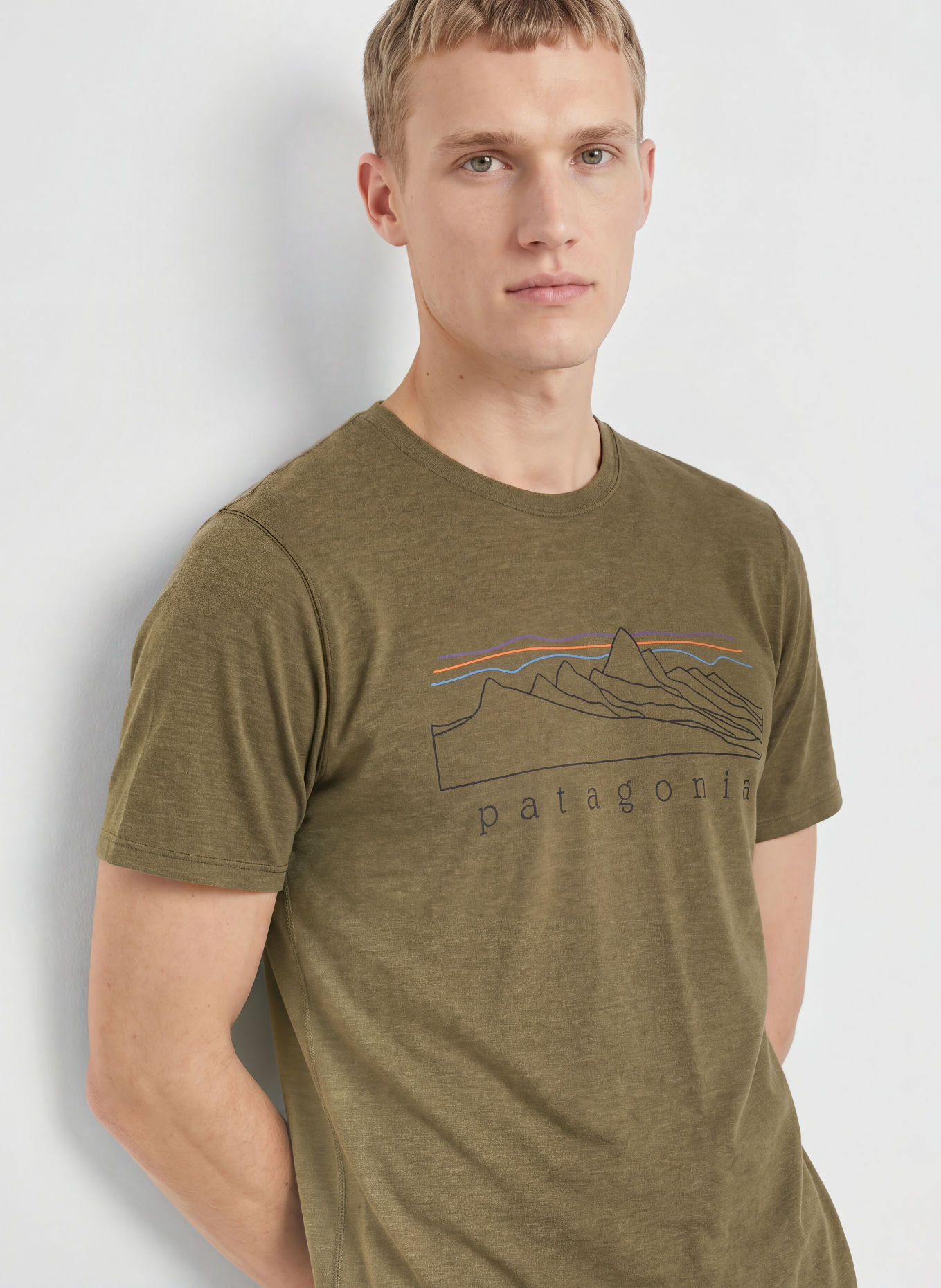 patagonia Trainingsshirt CAP COOL TRAIL: DONKERGROEN