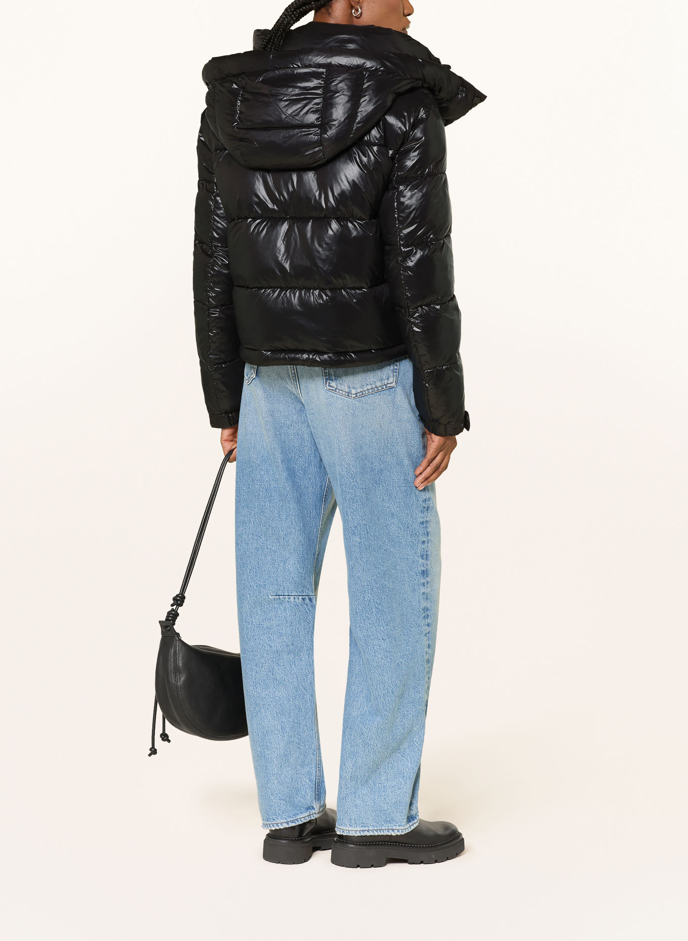 Blauer Steppjacke GLORIA mit abnehmbarer Kapuze: SCHWARZ