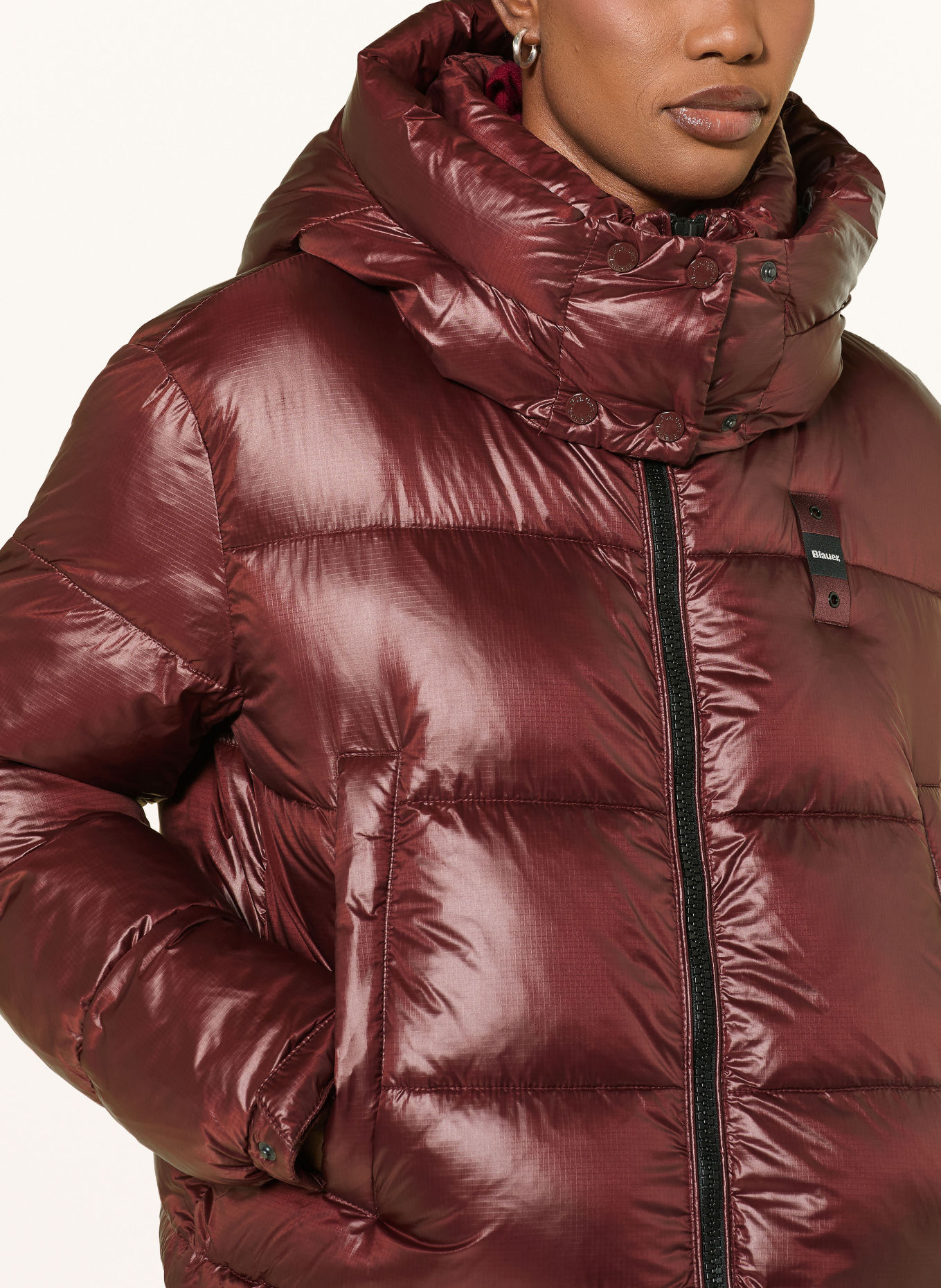 Blauer Steppjacke GLORIA mit abnehmbarer Kapuze: DUNKELROT