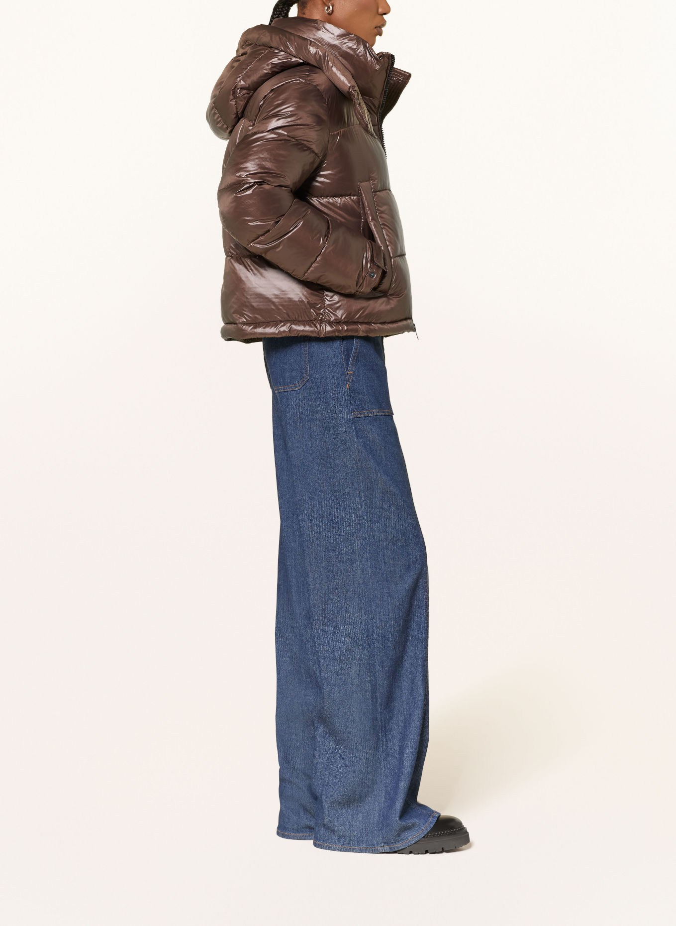 Blauer Steppjacke GLORIA mit abnehmbarer Kapuze: DUNKELBRAUN