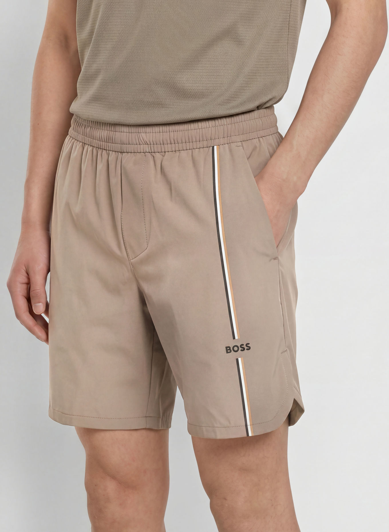 BOSS GAME Tennis Shorts: TAUPE / WHITE / BLACK
