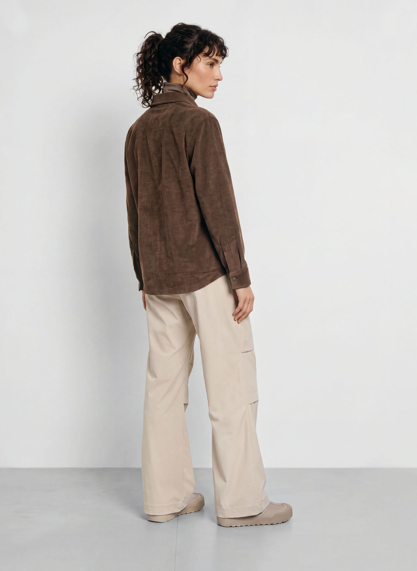 JEANNE BARET Overshirt FAROE aus Cord: DUNKELBRAUN
