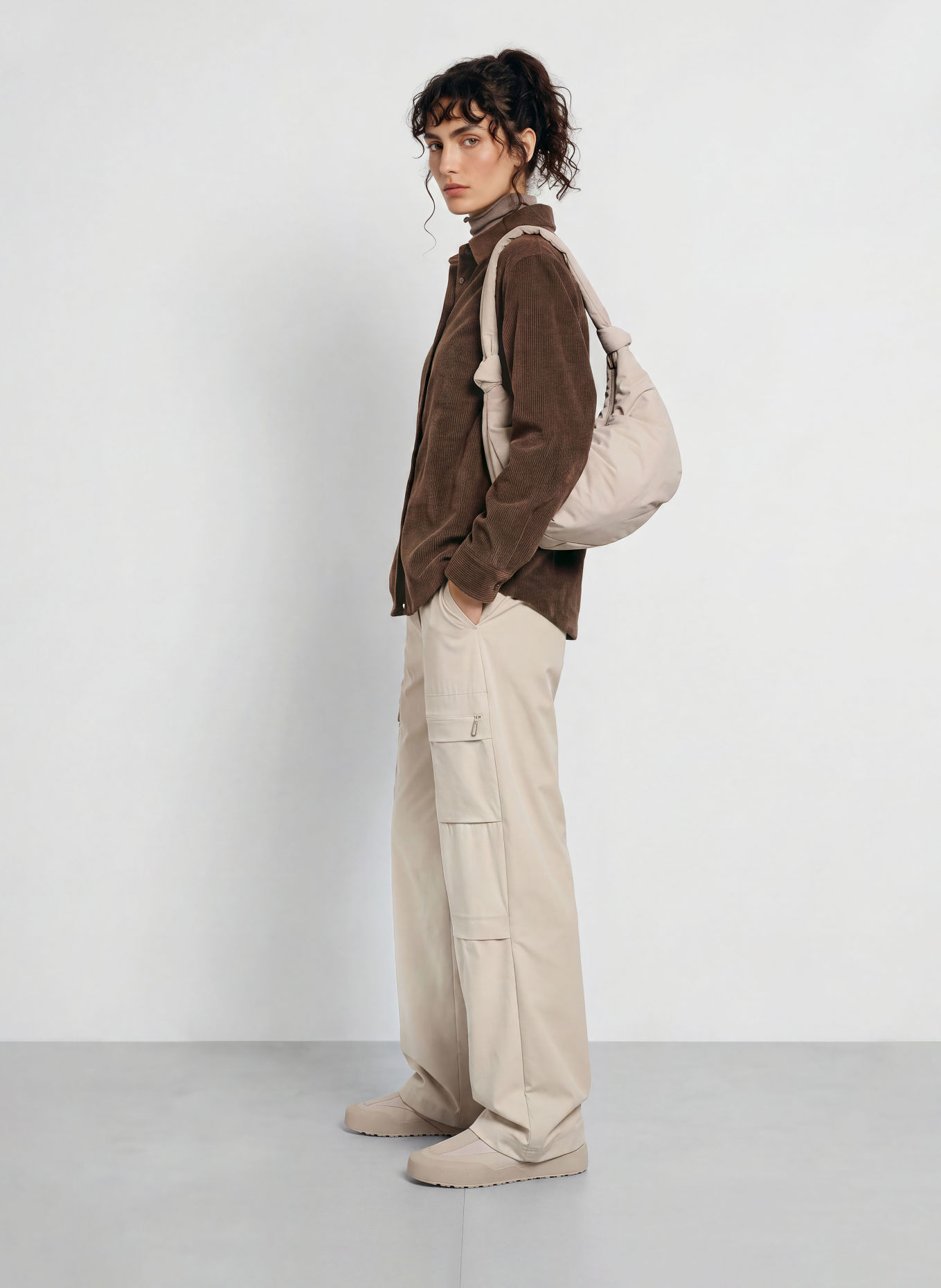 JEANNE BARET Overshirt FAROE aus Cord: DUNKELBRAUN
