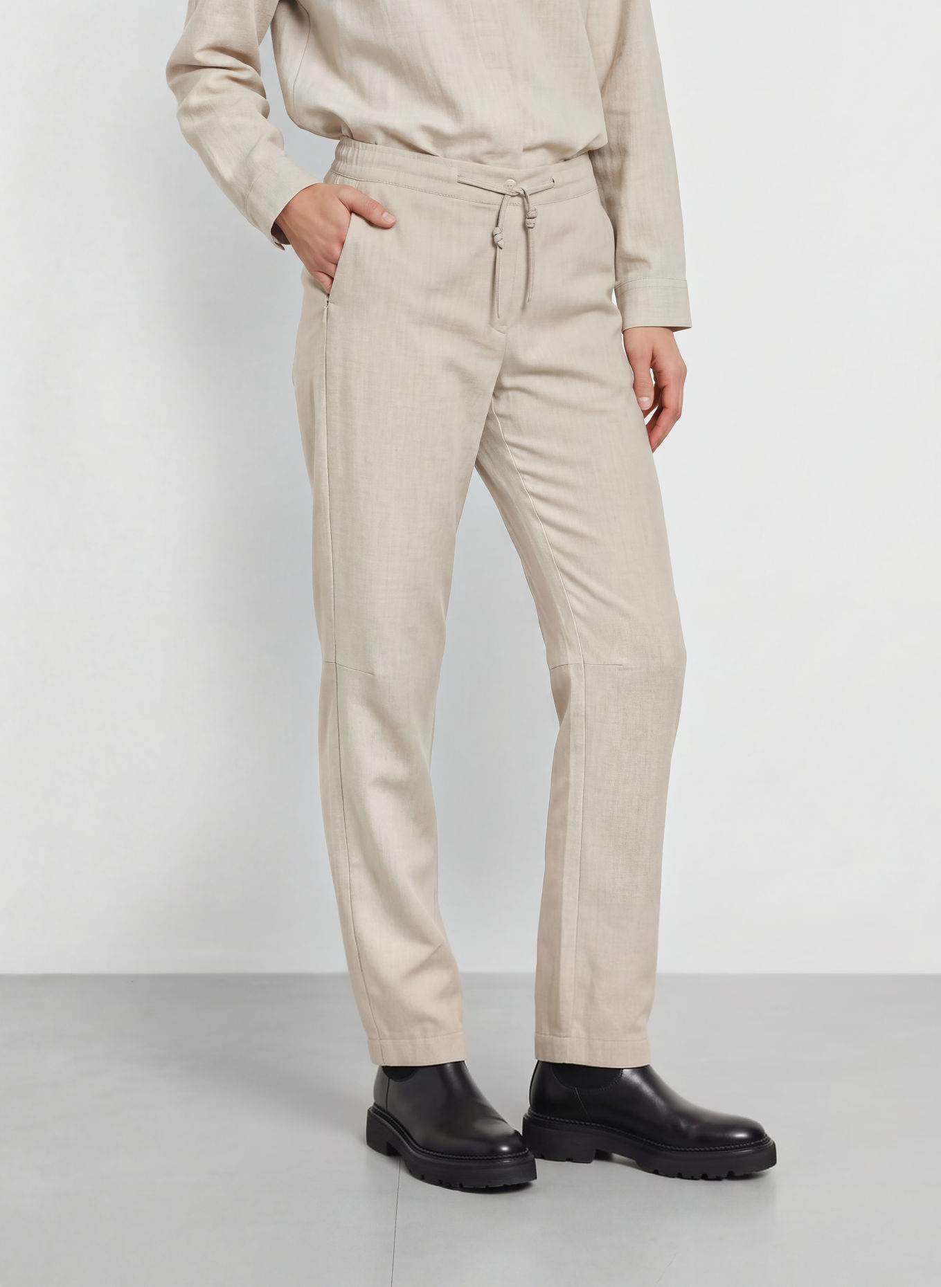 JEANNE BARET Flanellose HELLA: HELLGRAU