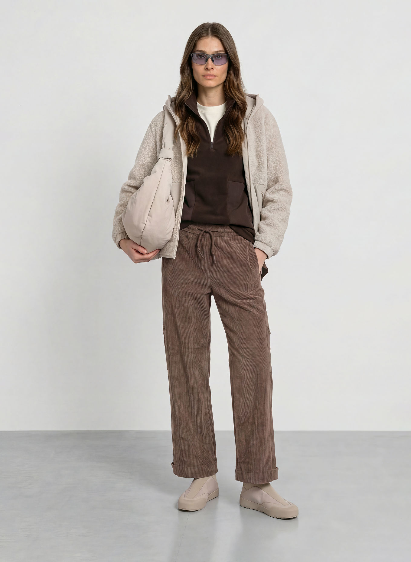 JEANNE BARET Cordbroek FAROE: BRUIN