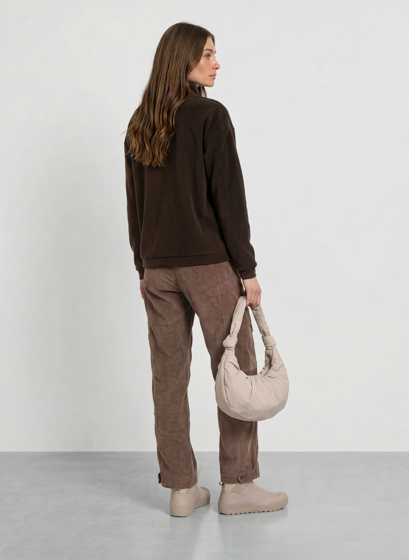 JEANNE BARET Cordbroek FAROE: BRUIN