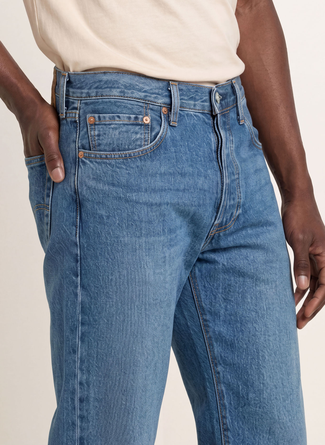 Levi's® Jeans 501® Straight Fit: 39 Med Indigo - Worn In