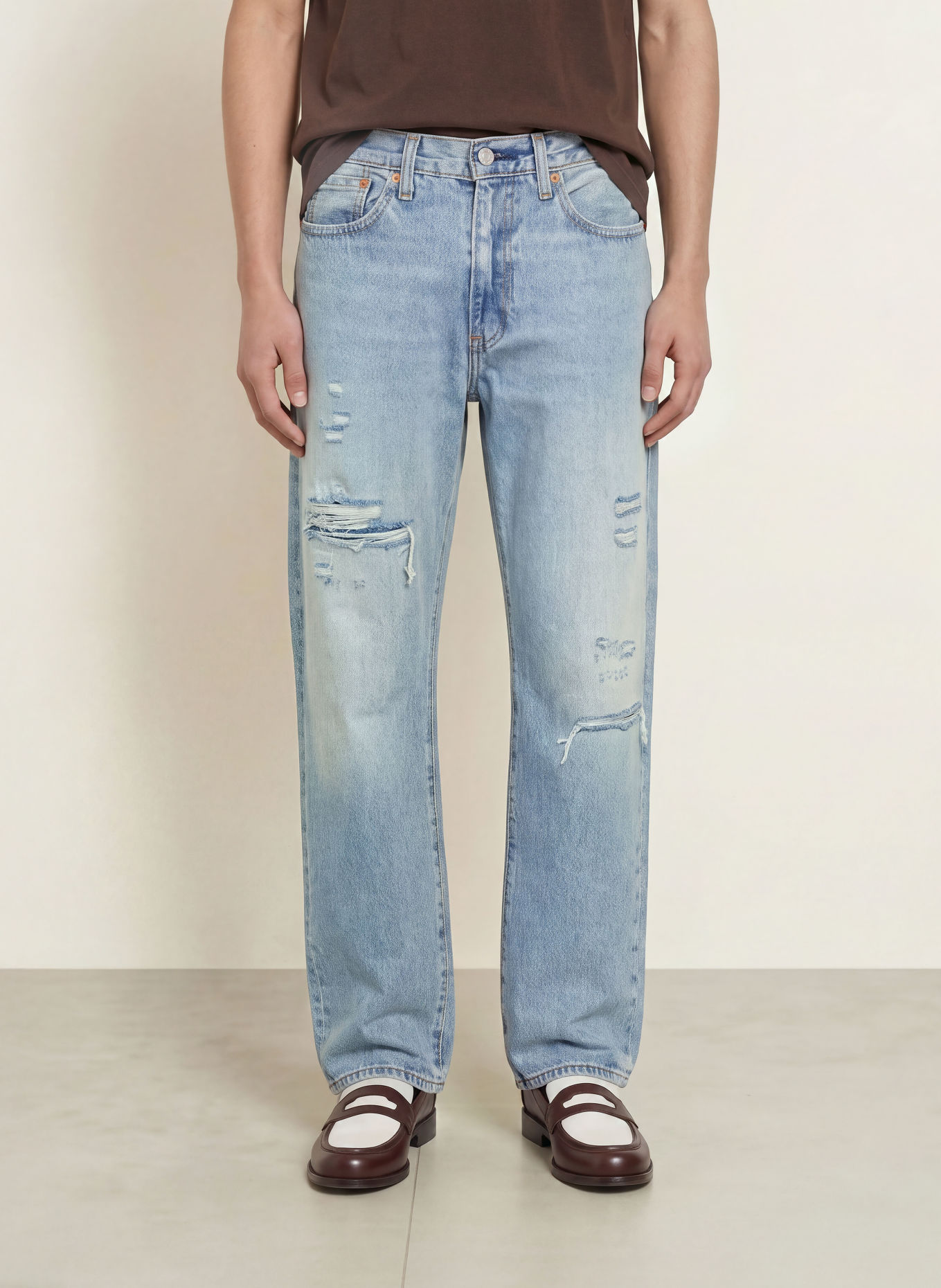 Levi's® Destroyed Jeans 568 Loose Straight Fit: 61 Light Indigo - Worn In