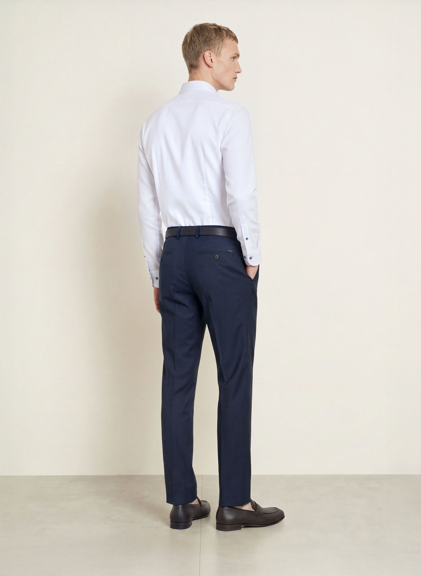 OLYMP SIGNATURE Košile SIGNATURE, střih tailored fit: BÍLÁ