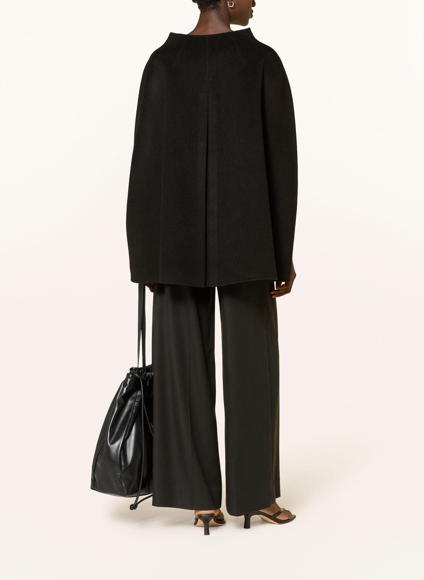 Stylein Cape THEA: SCHWARZ