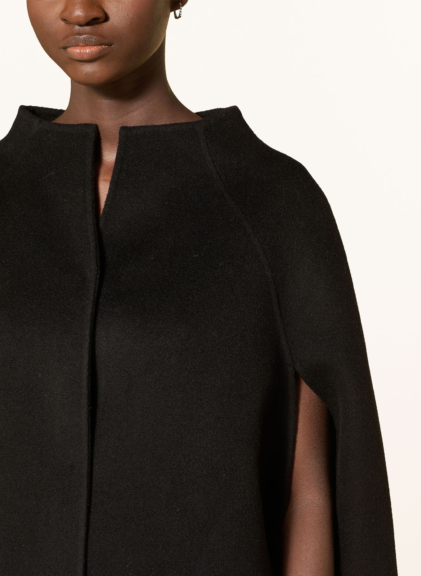 Stylein Cape THEA: SCHWARZ
