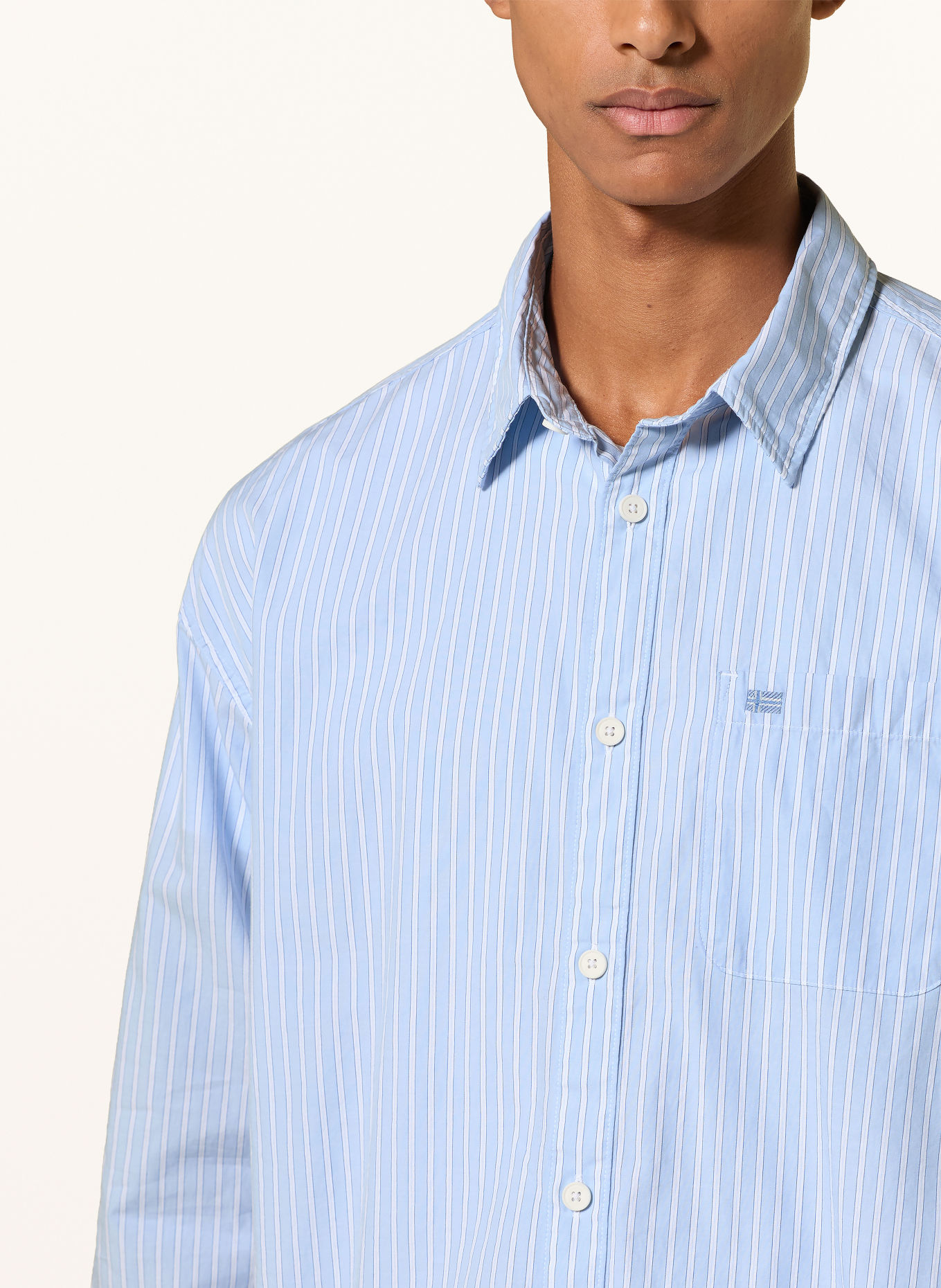 NAPAPIJRI Hemd G-EOS Oversized Fit: HELLBLAU / BLAU / WEISS