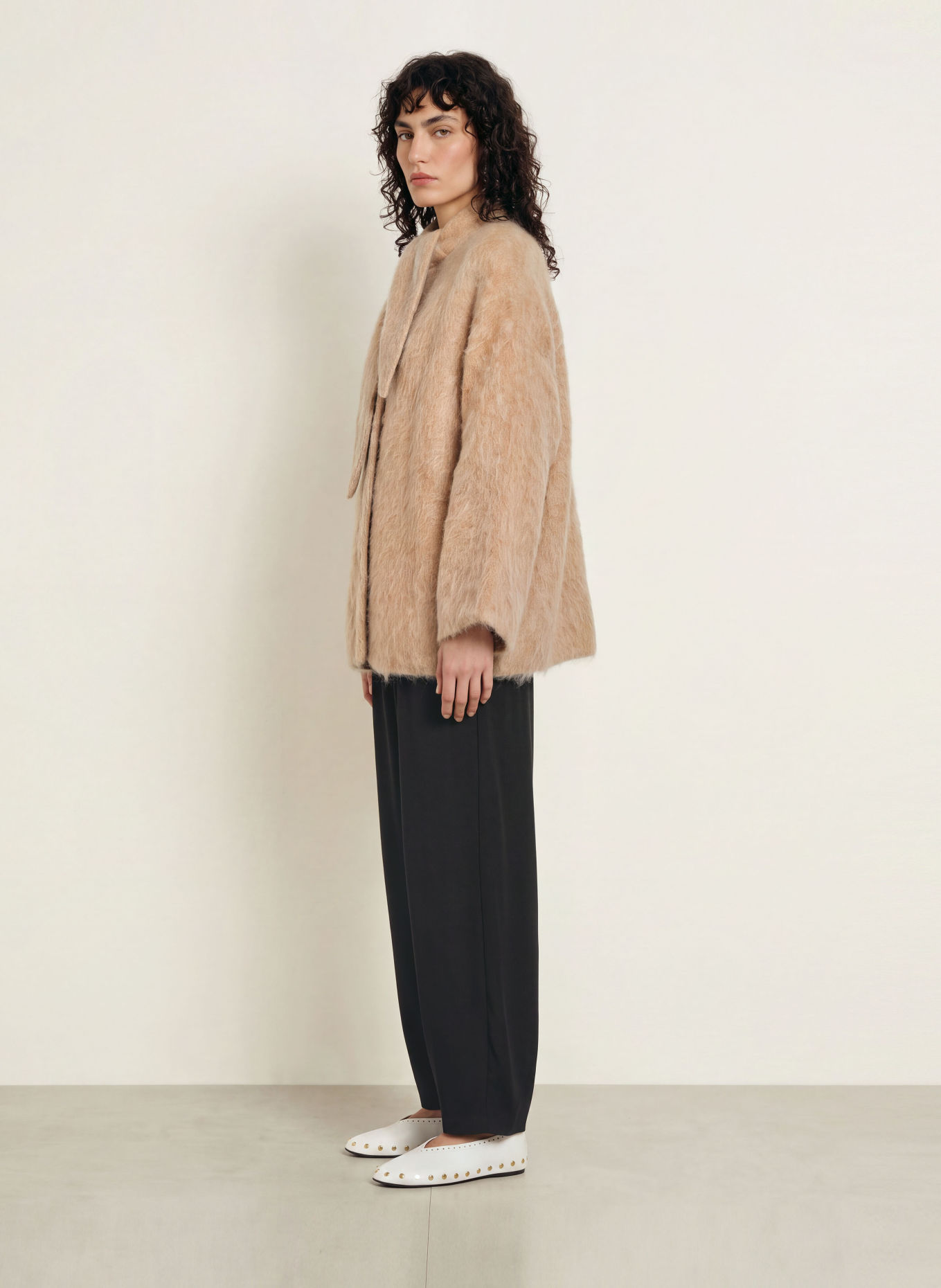 MRS & HUGS Vest met strik en mohair: BEIGE
