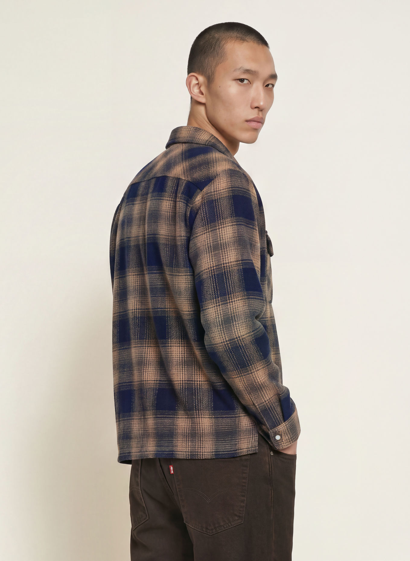 Levi's® Volnočasová košile Comfort Fit: BÉŽOVÁ / ČERNÁ