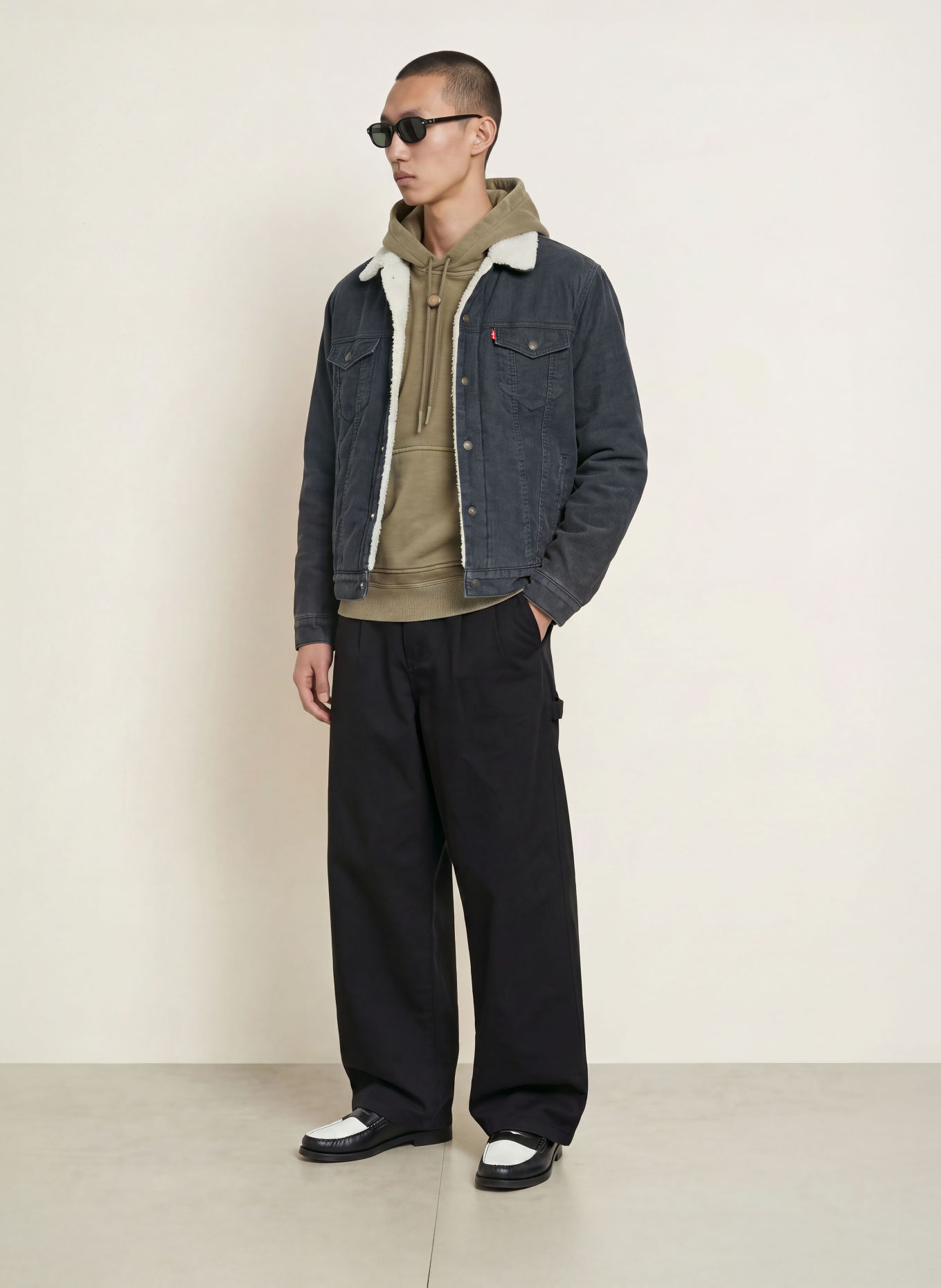 Levi's® Cordjacka: MÖRKGRÅ / GRÄDDE