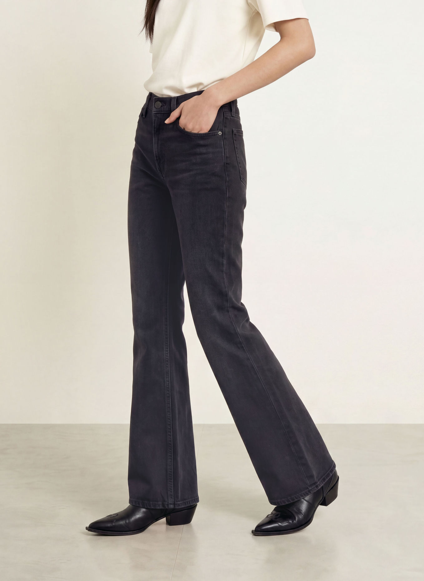 Levi's® Flared Jeans PUDDLE SNAP FLARE: 04 Med Indigo - Worn In