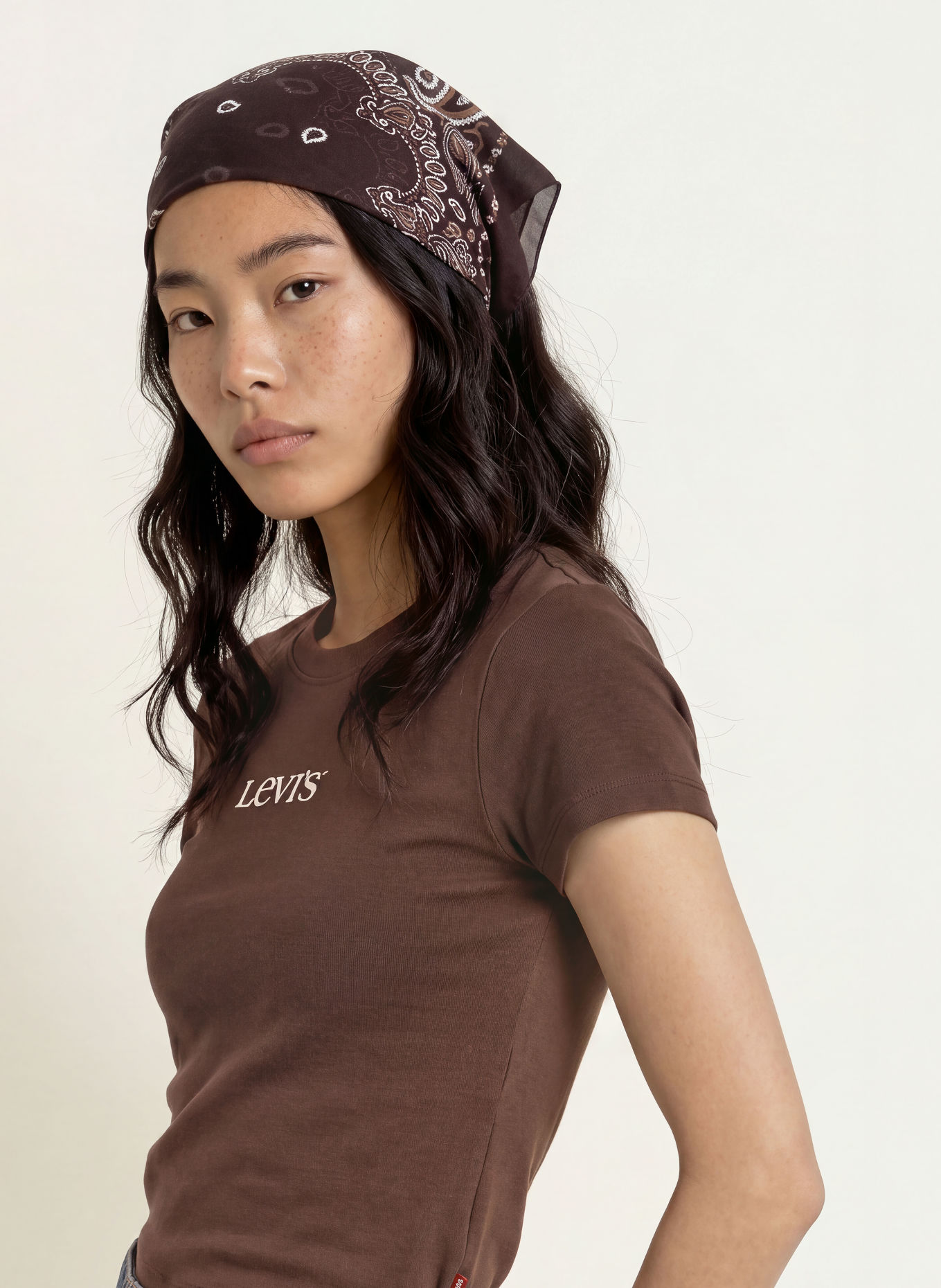 Levi's® T-shirt: MARRON FONCÉ