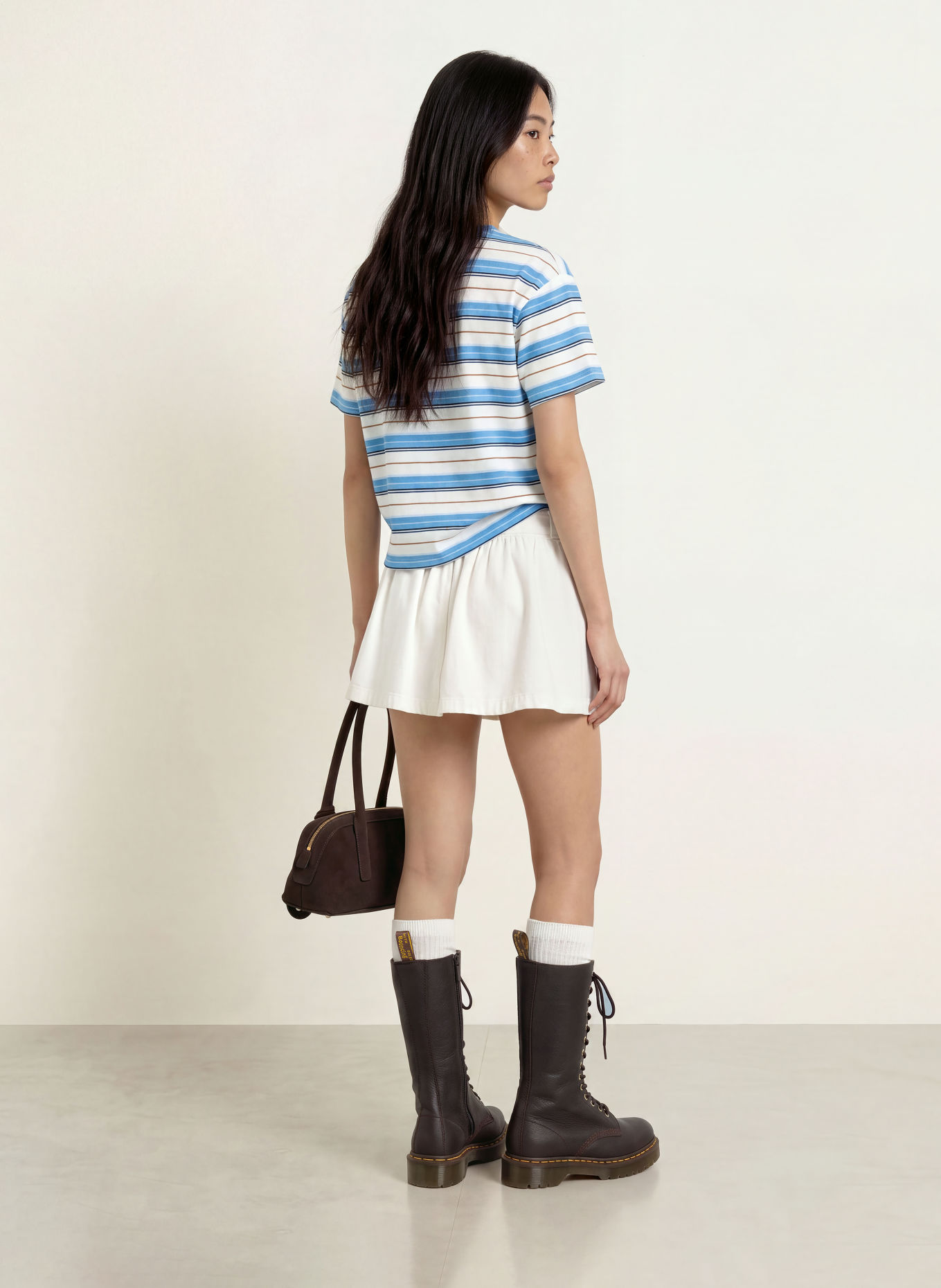 Levi's® T-shirt: BLANC / BLEU / NOIR