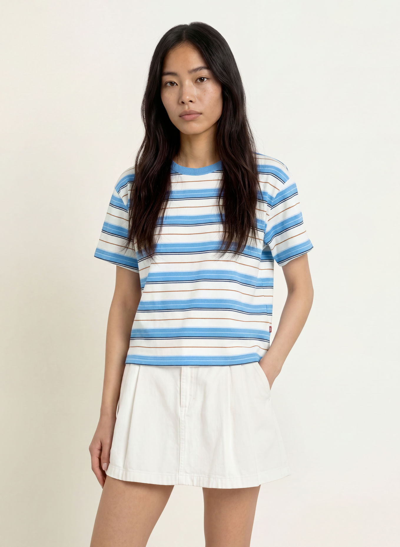 Levi's® T-shirt: BLANC / BLEU / NOIR