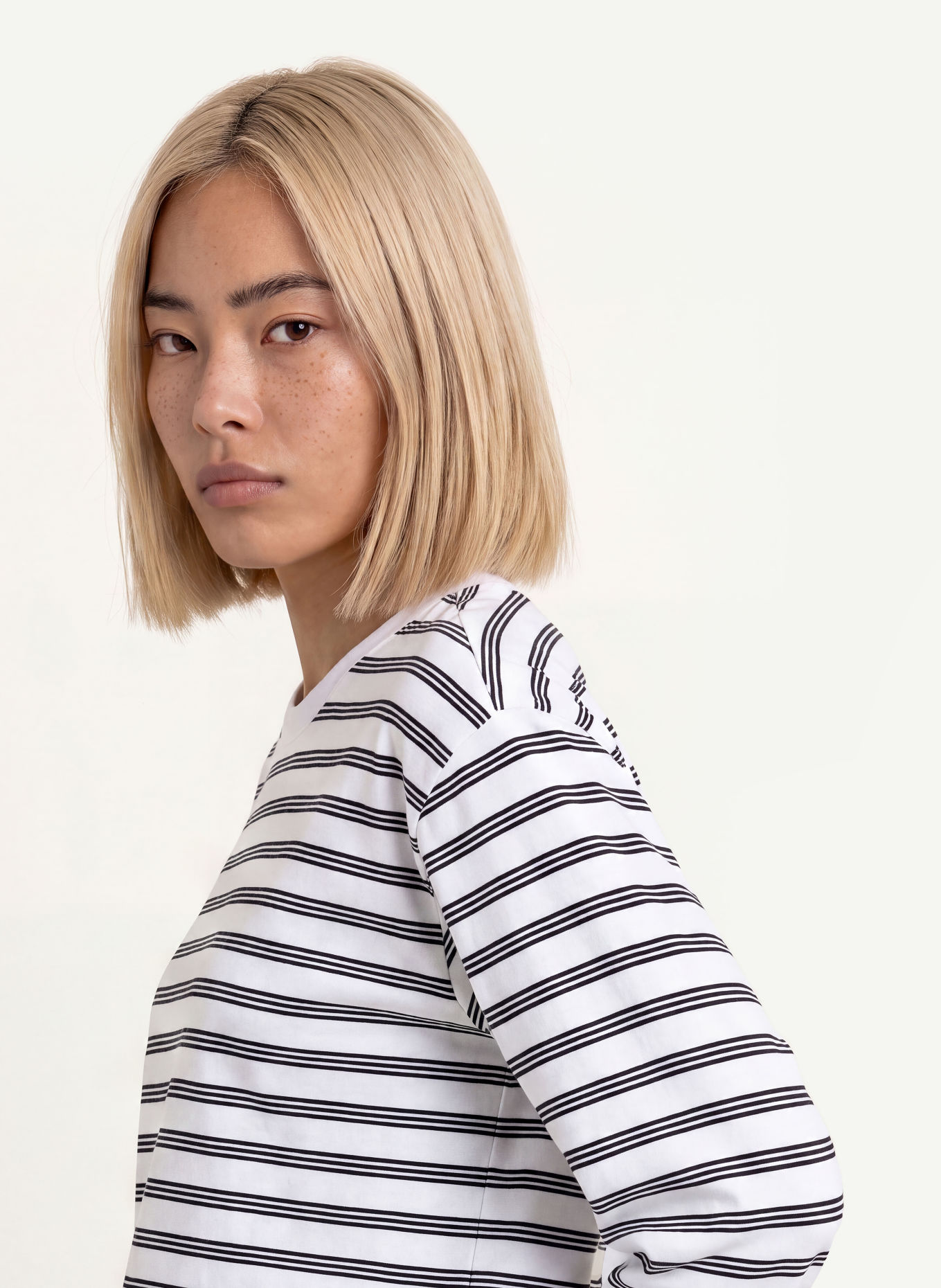 Levi's® Longsleeve PALOMA: WEISS / SCHWARZ