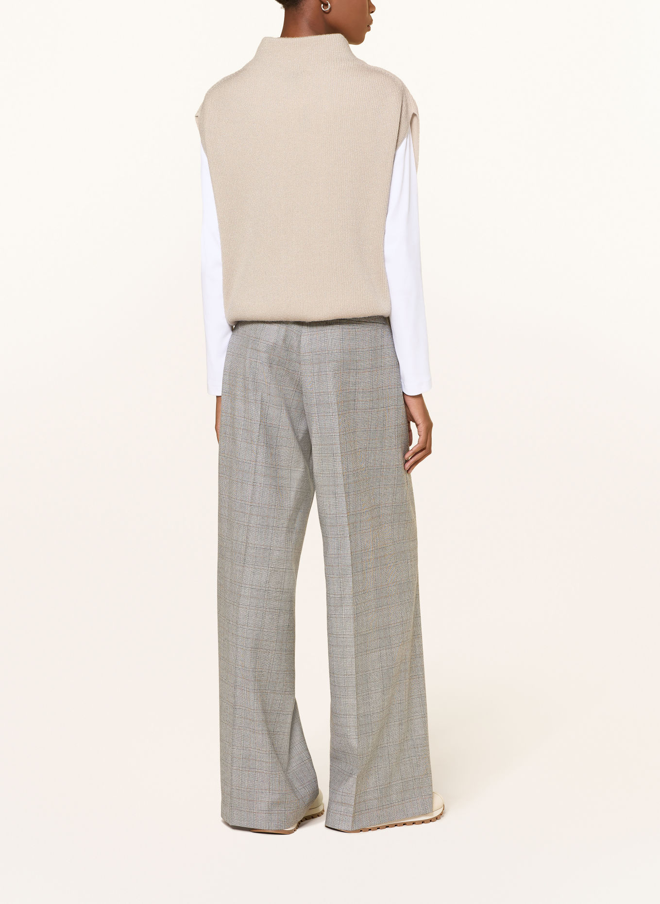 PESERICO Sweater vest with glitter yarn: CREAM