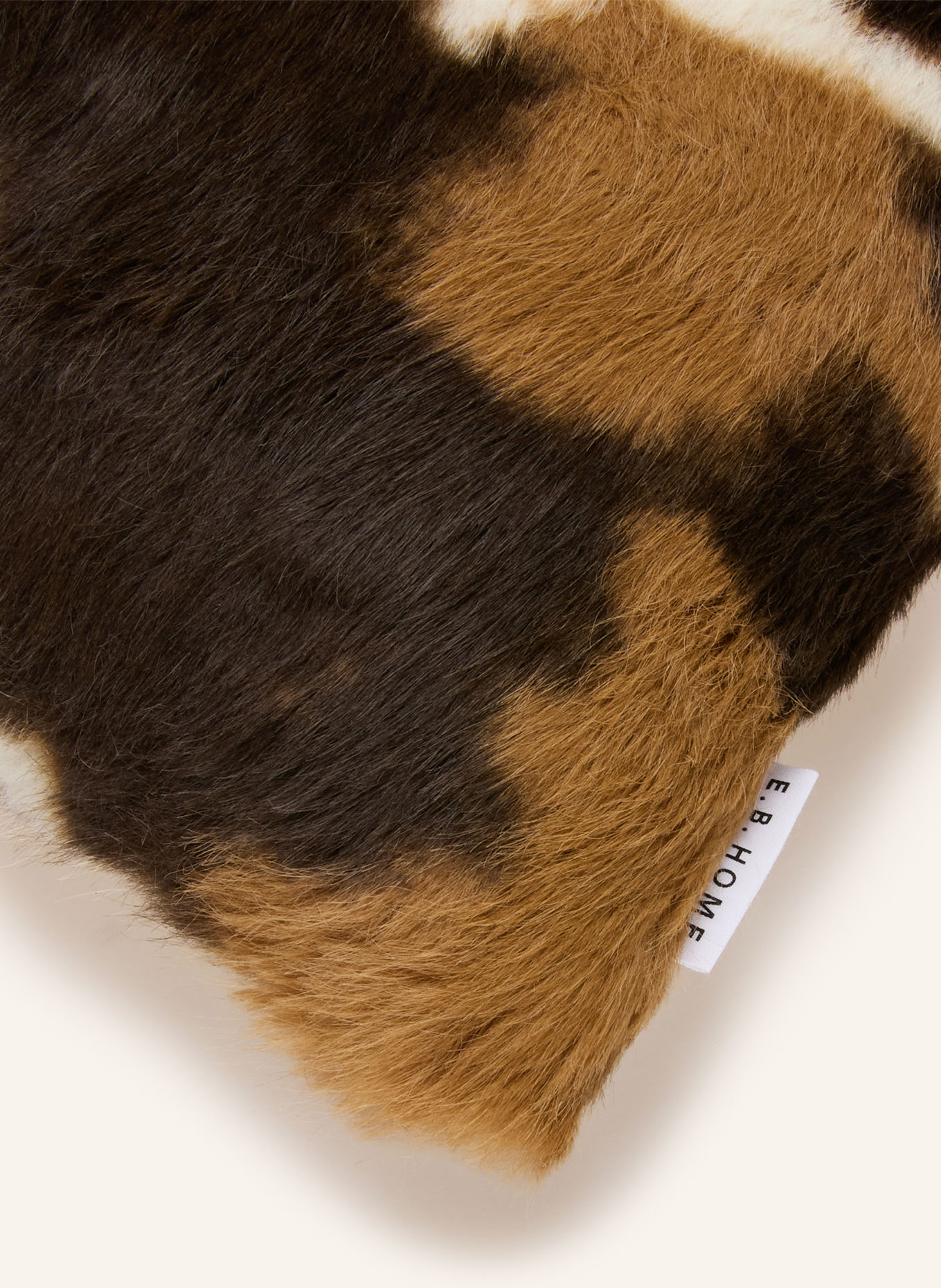 EB HOME Sierkussenhoes met imitatiebont: BEIGE / MARRON FONCÉ / BRUIN