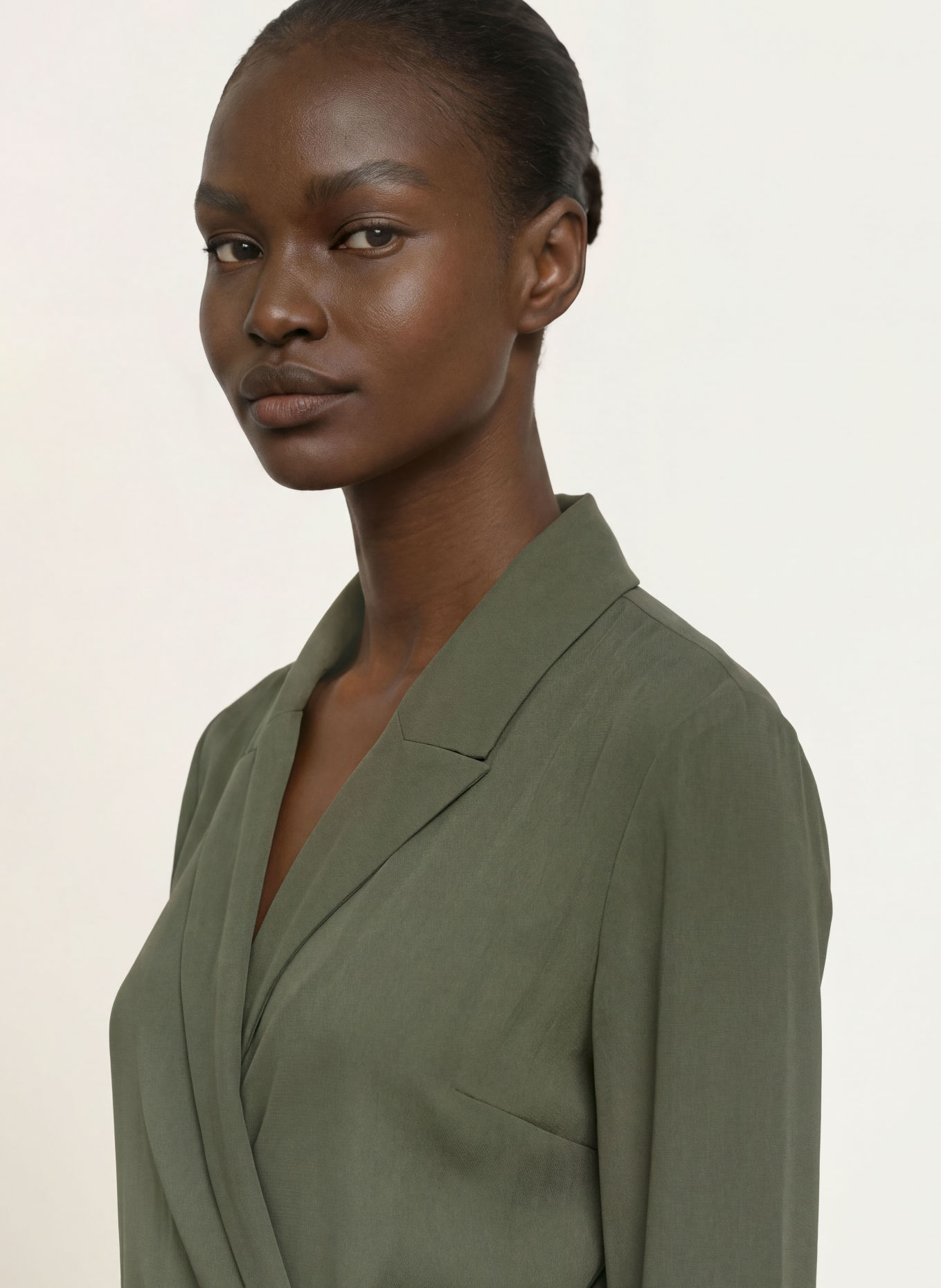 PATRIZIA PEPE Wickelkleid: KHAKI