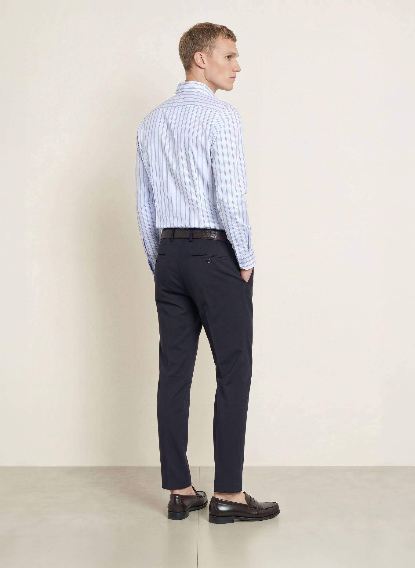 PAUL Skjorta, Shaped Fit: VIT / LJUSBLÅ / MÖRKBLÅ