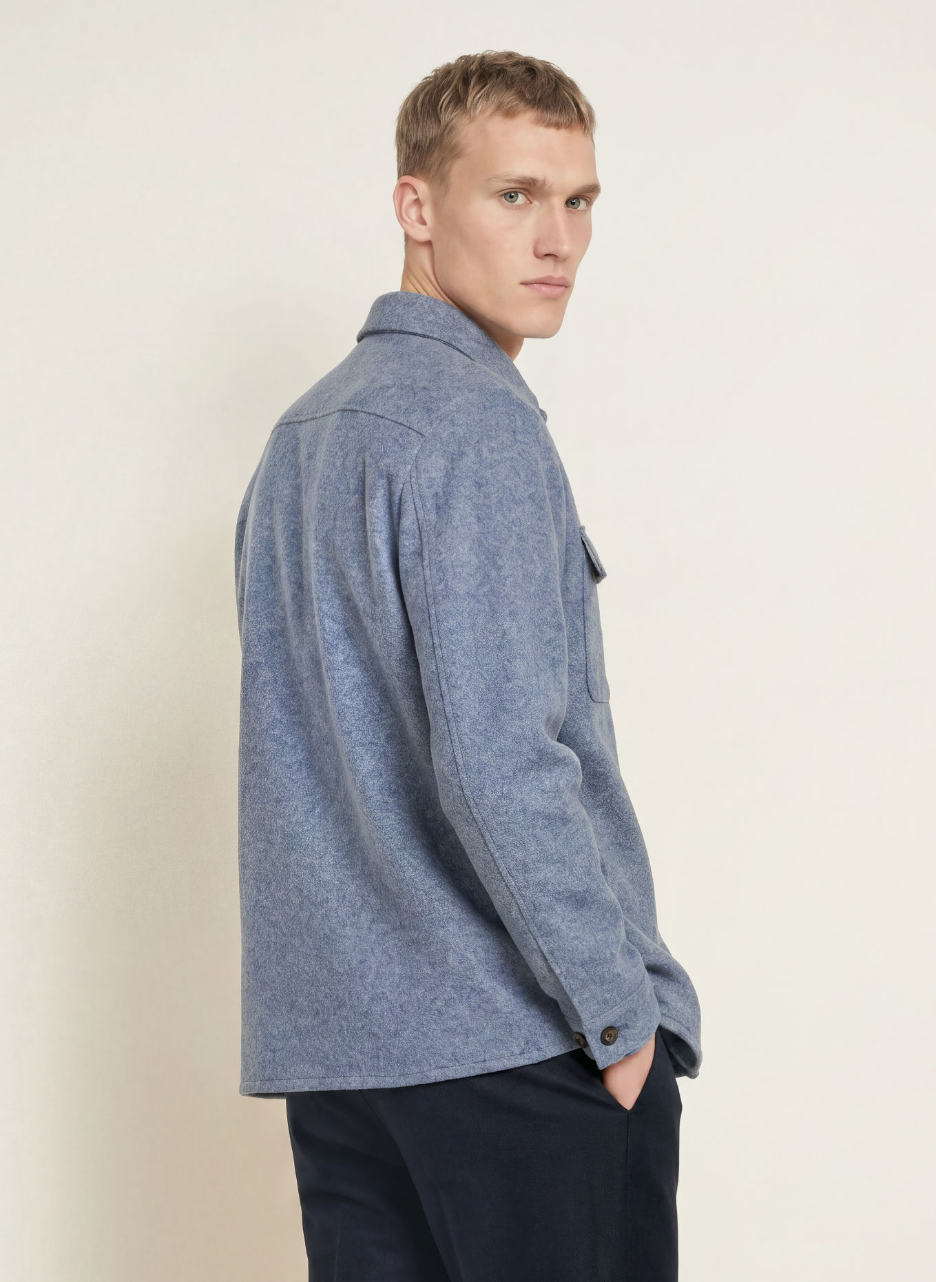 eleventy Overjacket: HELLBLAU