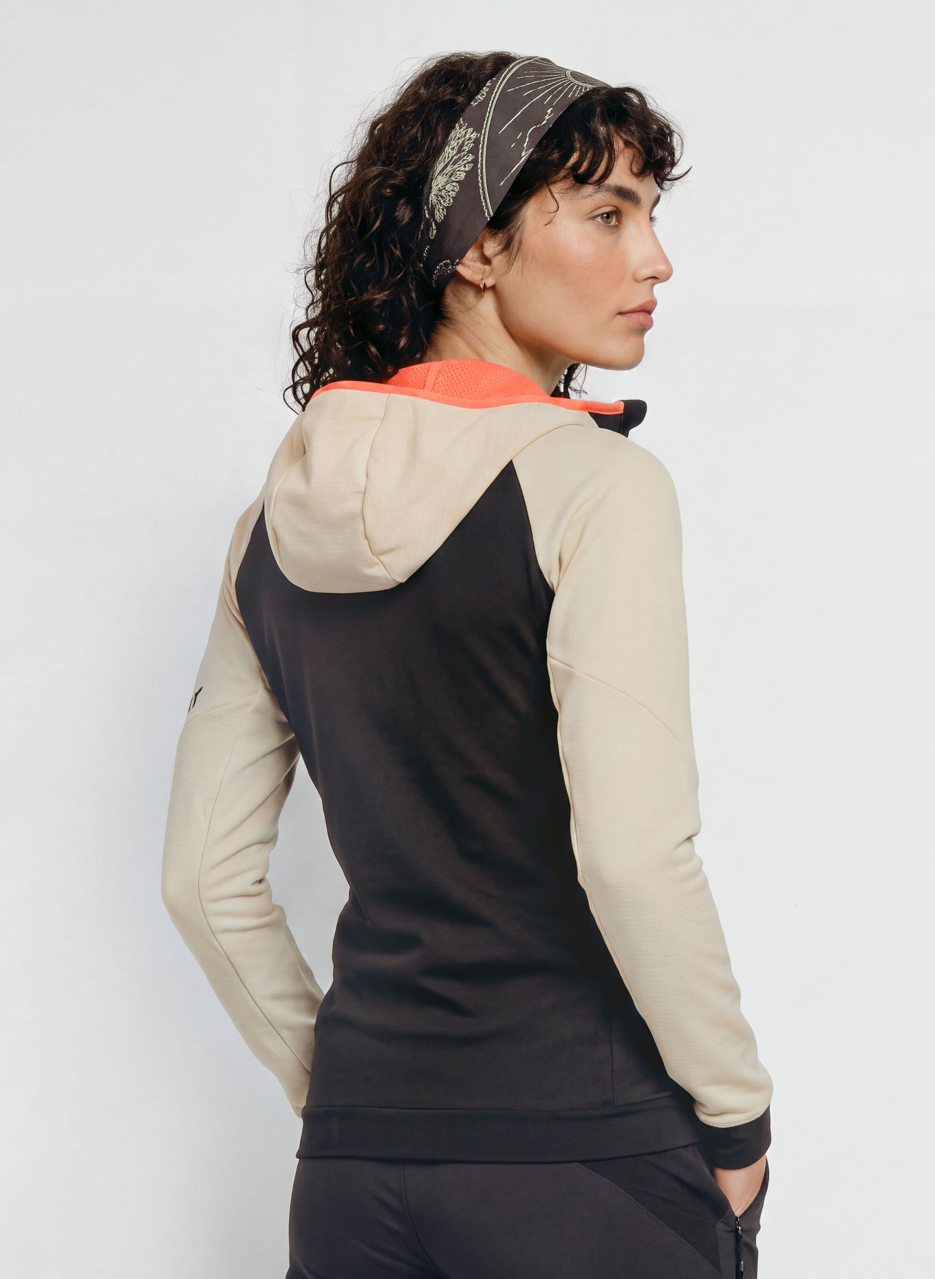 DYNAFIT Midlayer-Jacke RADICAL POLARTEC®: BEIGE / SCHWARZ