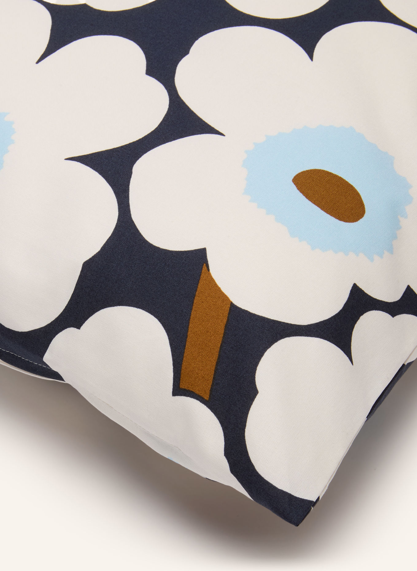 marimekko Dekokissenhülle PIENI UNIKKO: DUNKELBLAU / BEIGE / WEISS